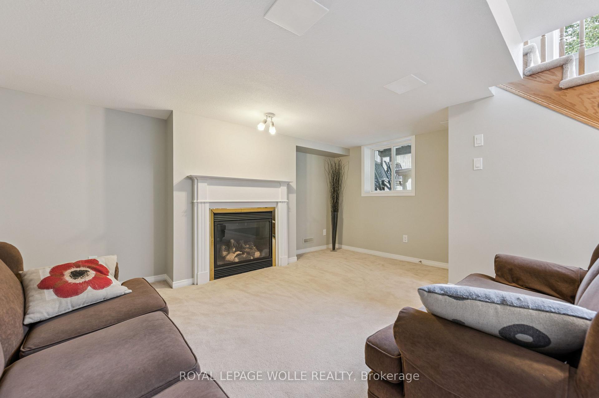 Photo 12 of Unit 9, 28 Doon Mills Drive, Kitchener — HOMEH