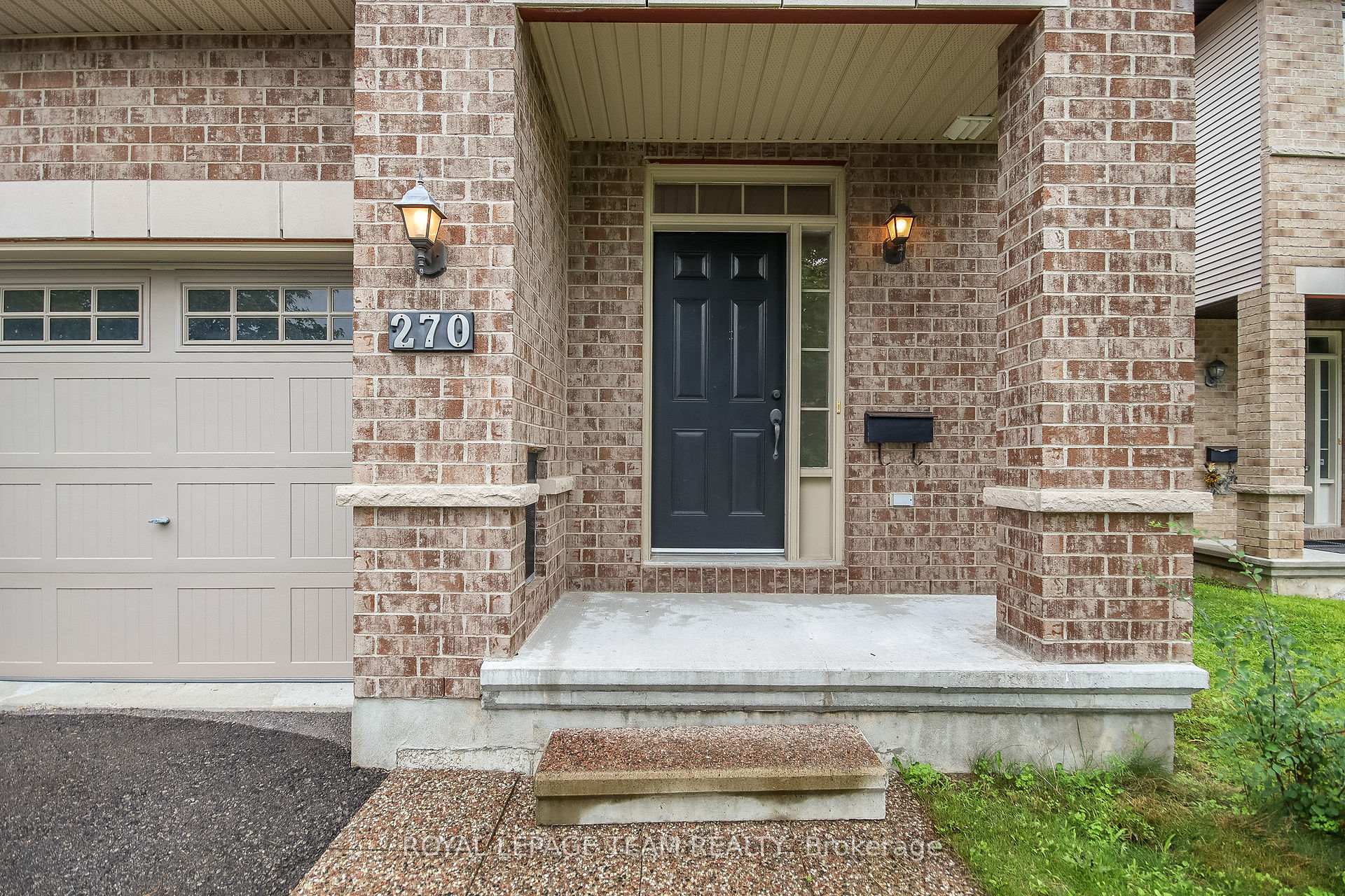 Photo 2 of 270 Keyrock Drive, Ottawa, Kanata - Kanata Lakes/Heritage Hills — HOMEH