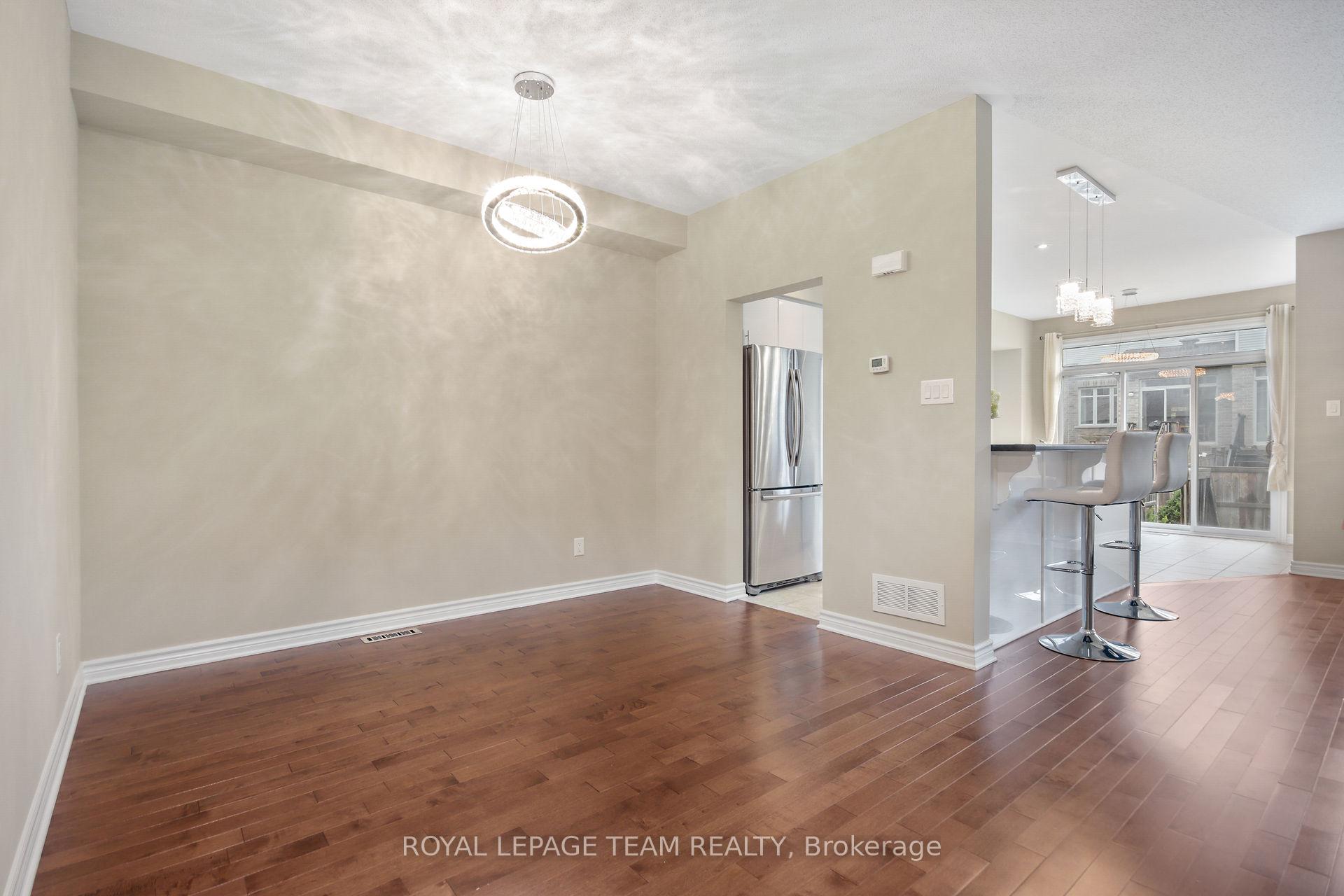 Photo 7 of 270 Keyrock Drive, Ottawa, Kanata - Kanata Lakes/Heritage Hills — HOMEH