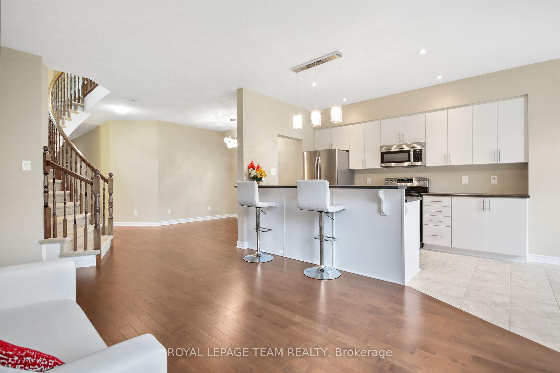 Photo 10 of 270 Keyrock Drive, Ottawa, Kanata - Kanata Lakes/Heritage Hills — HOMEH