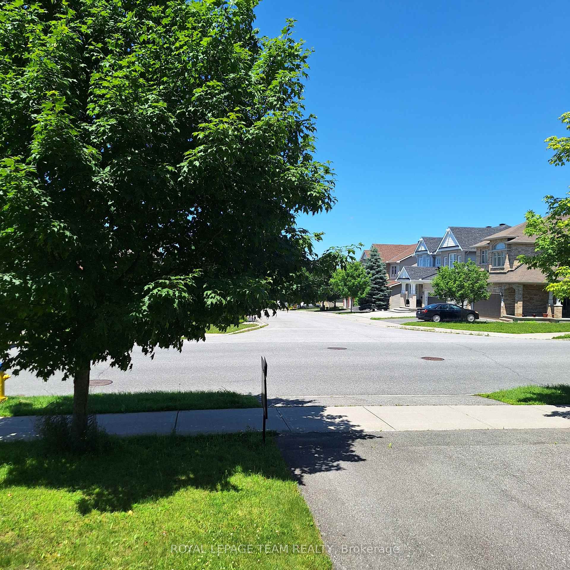 Photo 30 of 270 Keyrock Drive, Ottawa, Kanata - Kanata Lakes/Heritage Hills — HOMEH