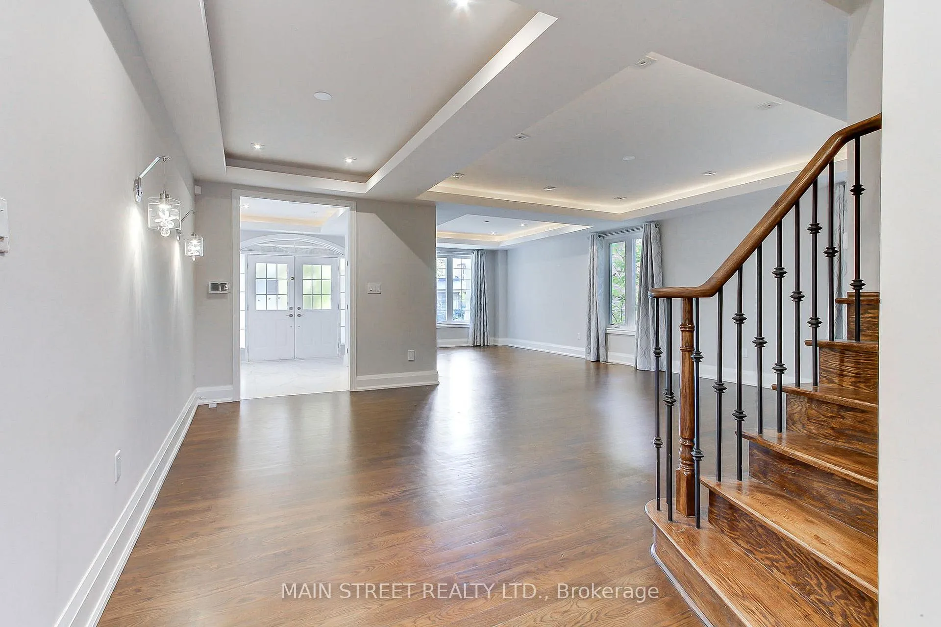 Photo 4 of 36 Adastra Crescent, Markham, Victoria Manor-Jennings Gate — HOMEH