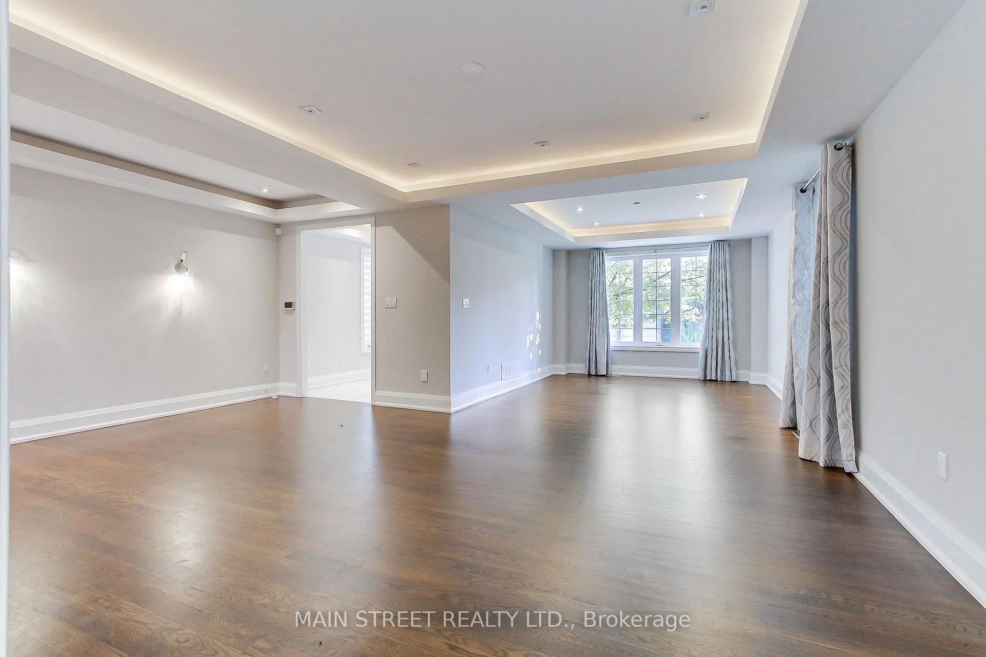 Photo 9 of 36 Adastra Crescent, Markham, Victoria Manor-Jennings Gate — HOMEH
