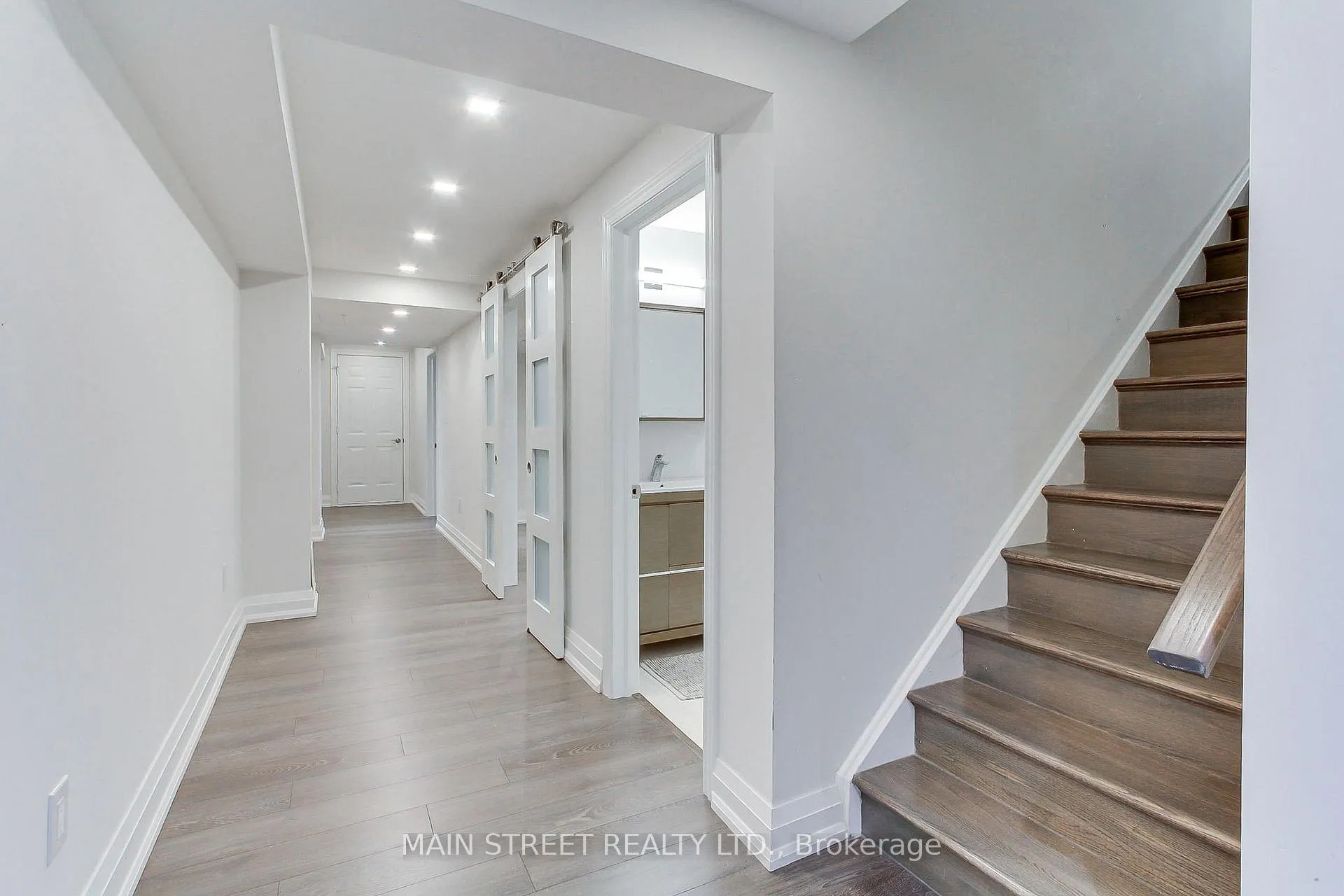 Photo 34 of 36 Adastra Crescent, Markham, Victoria Manor-Jennings Gate — HOMEH