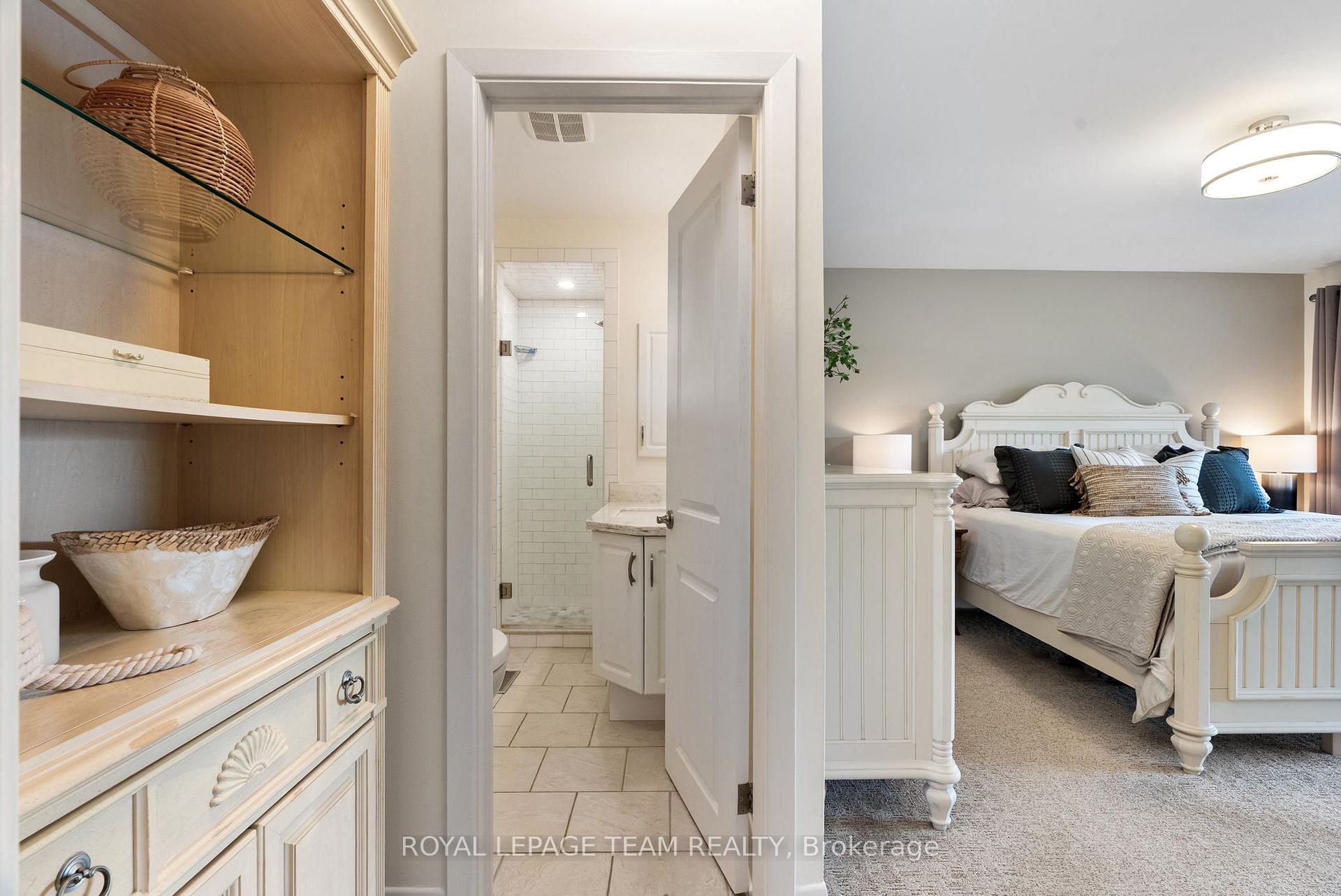 Photo 21 of 5409 Riverside Crescent, Ottawa, Manotick Long Island & Nicholls Island — HOMEH