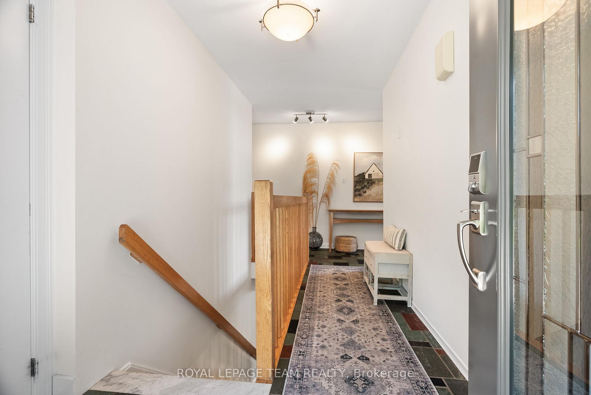 Photo 31 of 5409 Riverside Crescent, Ottawa, Manotick Long Island & Nicholls Island — HOMEH