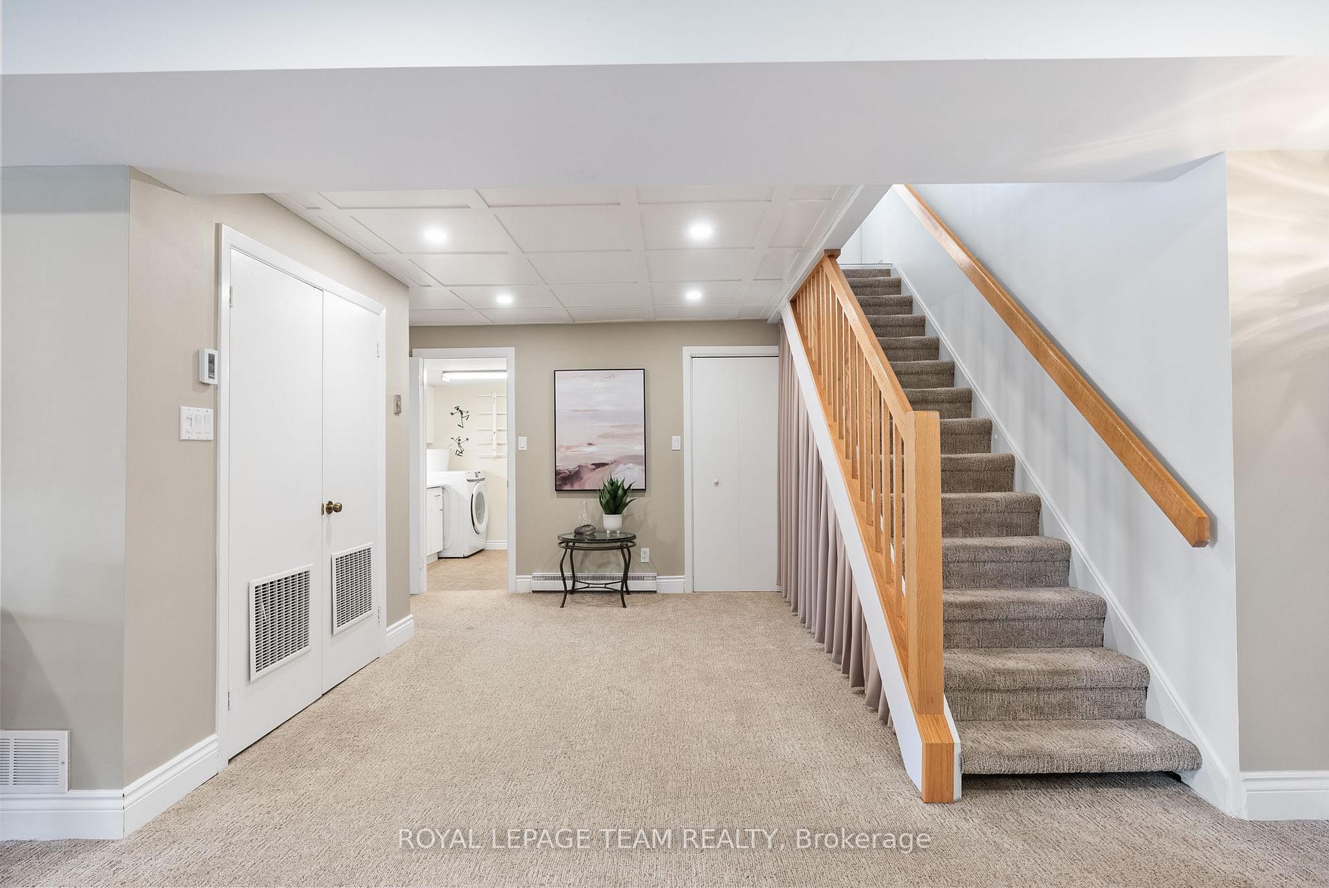 Photo 32 of 5409 Riverside Crescent, Ottawa, Manotick Long Island & Nicholls Island — HOMEH