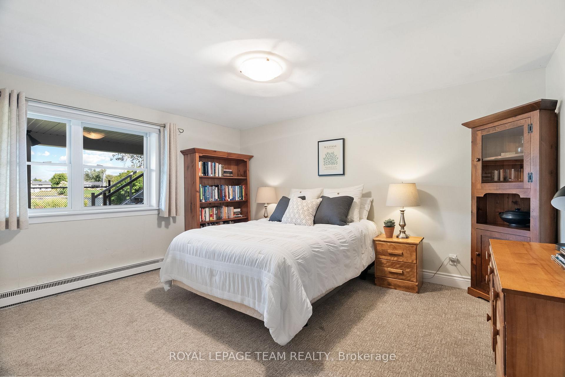 Photo 39 of 5409 Riverside Crescent, Ottawa, Manotick Long Island & Nicholls Island — HOMEH