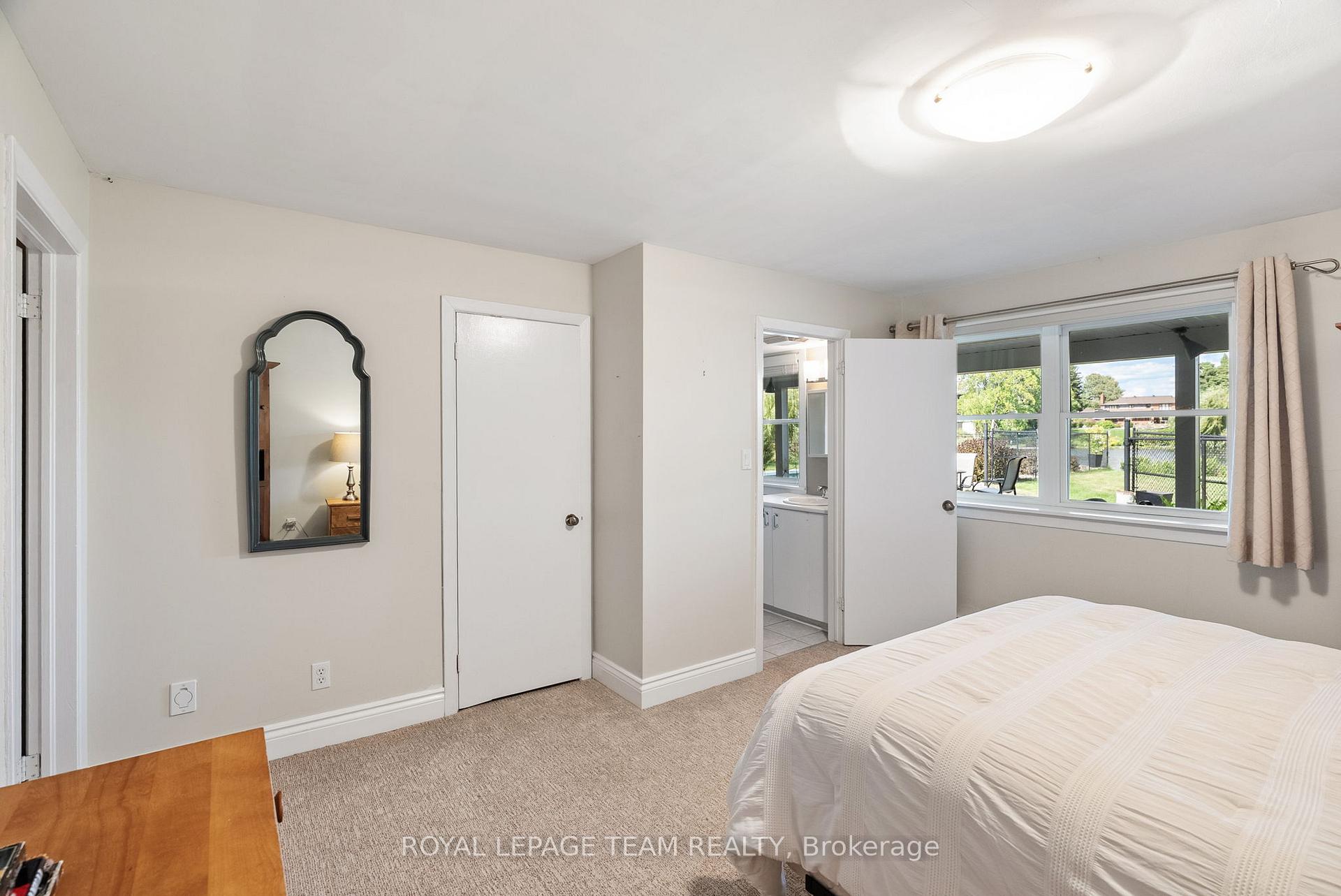 Photo 40 of 5409 Riverside Crescent, Ottawa, Manotick Long Island & Nicholls Island — HOMEH