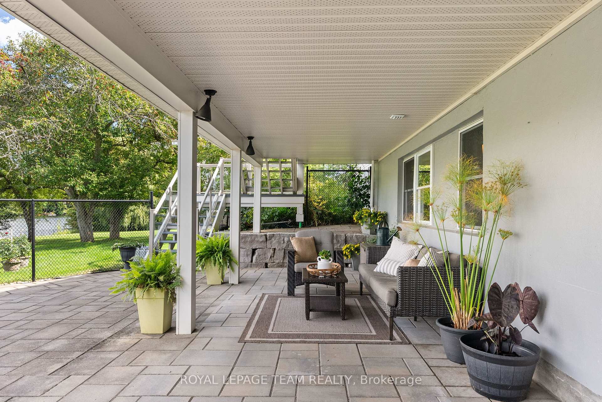 Photo 44 of 5409 Riverside Crescent, Ottawa, Manotick Long Island & Nicholls Island — HOMEH