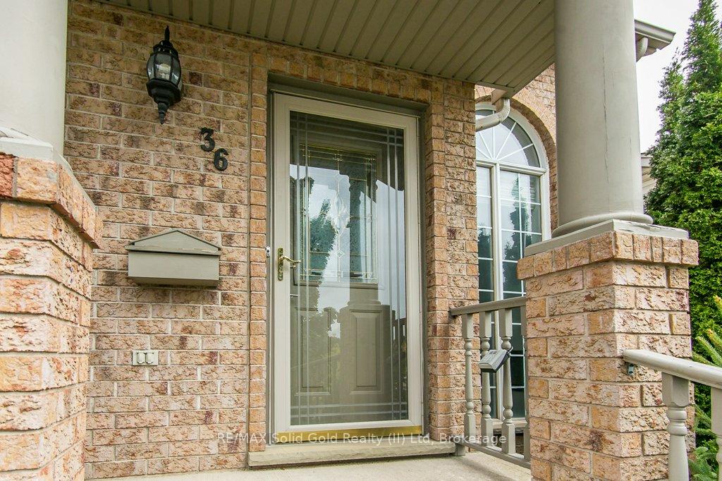 Photo 4 of 36 Dunnigan Drive, Kitchener — HOMEH
