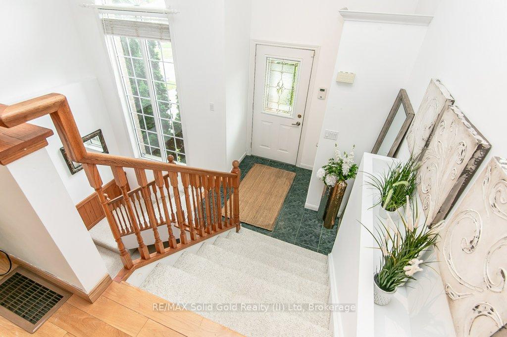 Photo 6 of 36 Dunnigan Drive, Kitchener — HOMEH