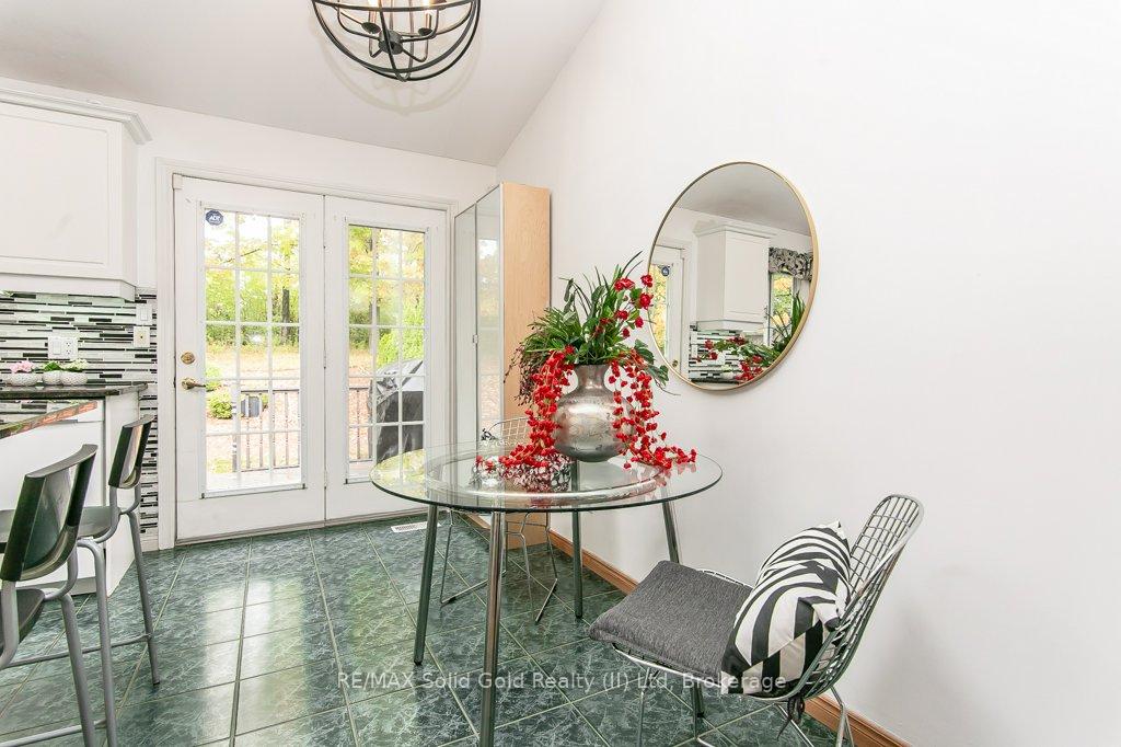 Photo 19 of 36 Dunnigan Drive, Kitchener — HOMEH