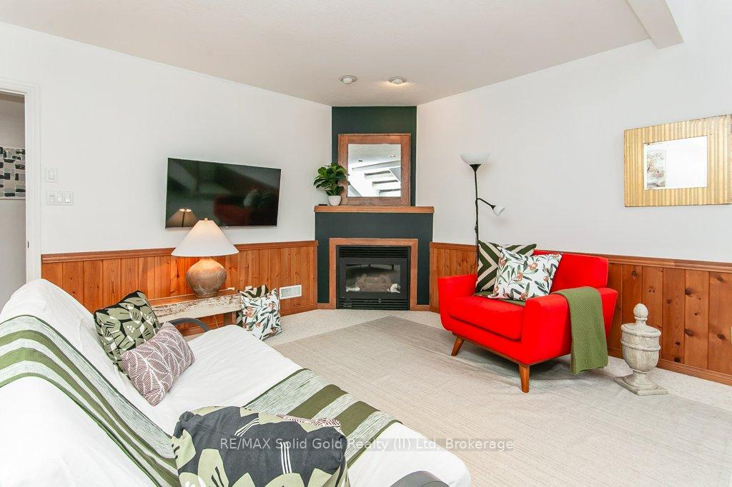 Photo 33 of 36 Dunnigan Drive, Kitchener — HOMEH