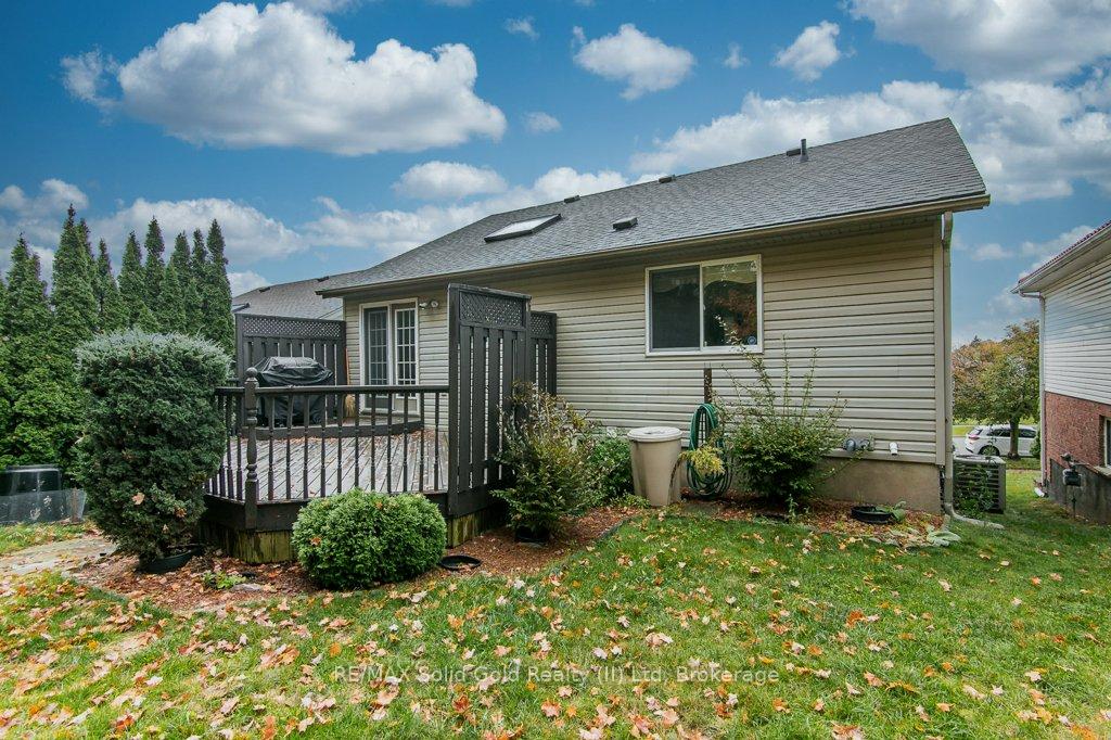 Photo 45 of 36 Dunnigan Drive, Kitchener — HOMEH