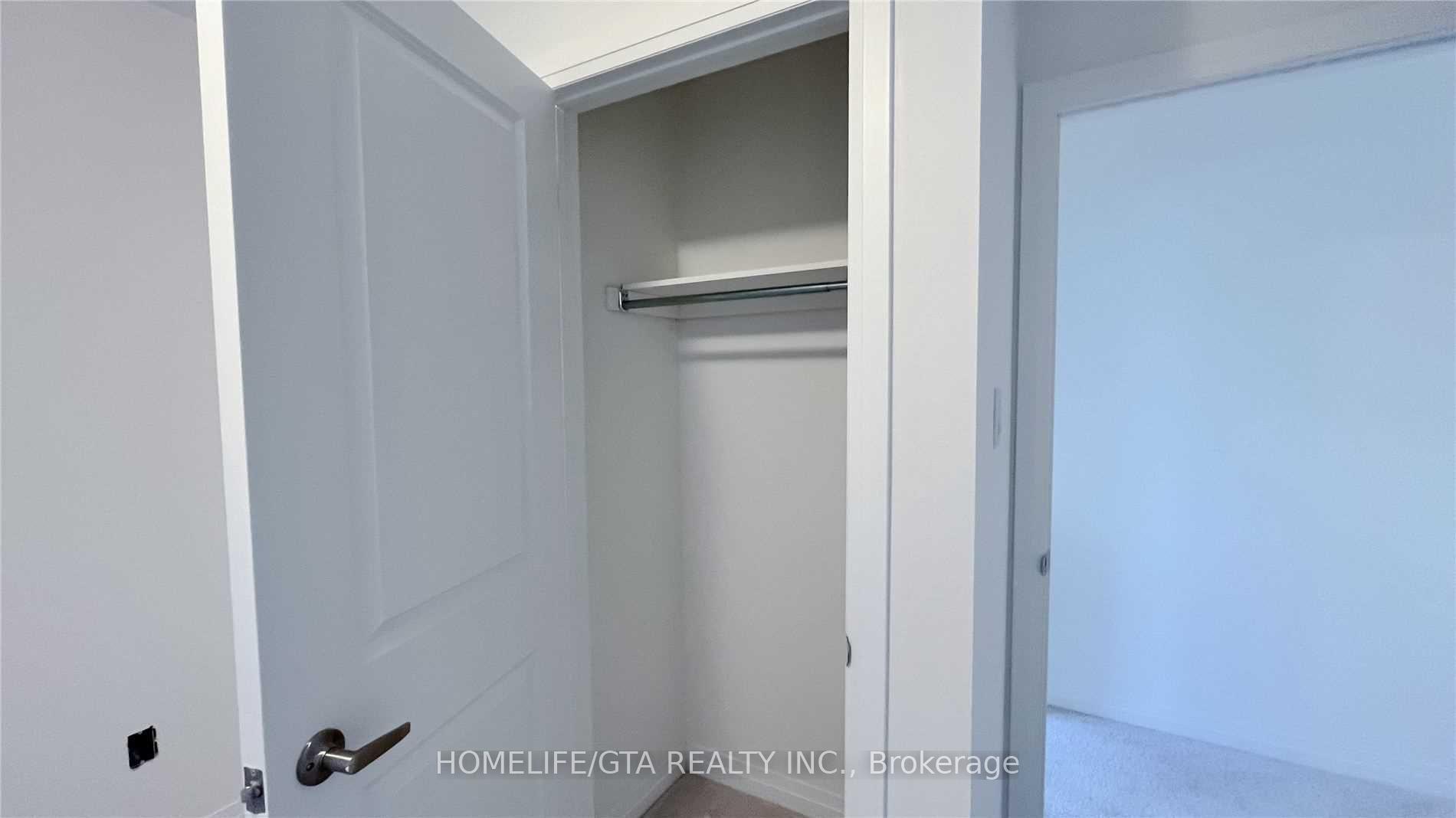 Photo 7 of 37 Saigen Lane, Markham, Box Grove — HOMEH
