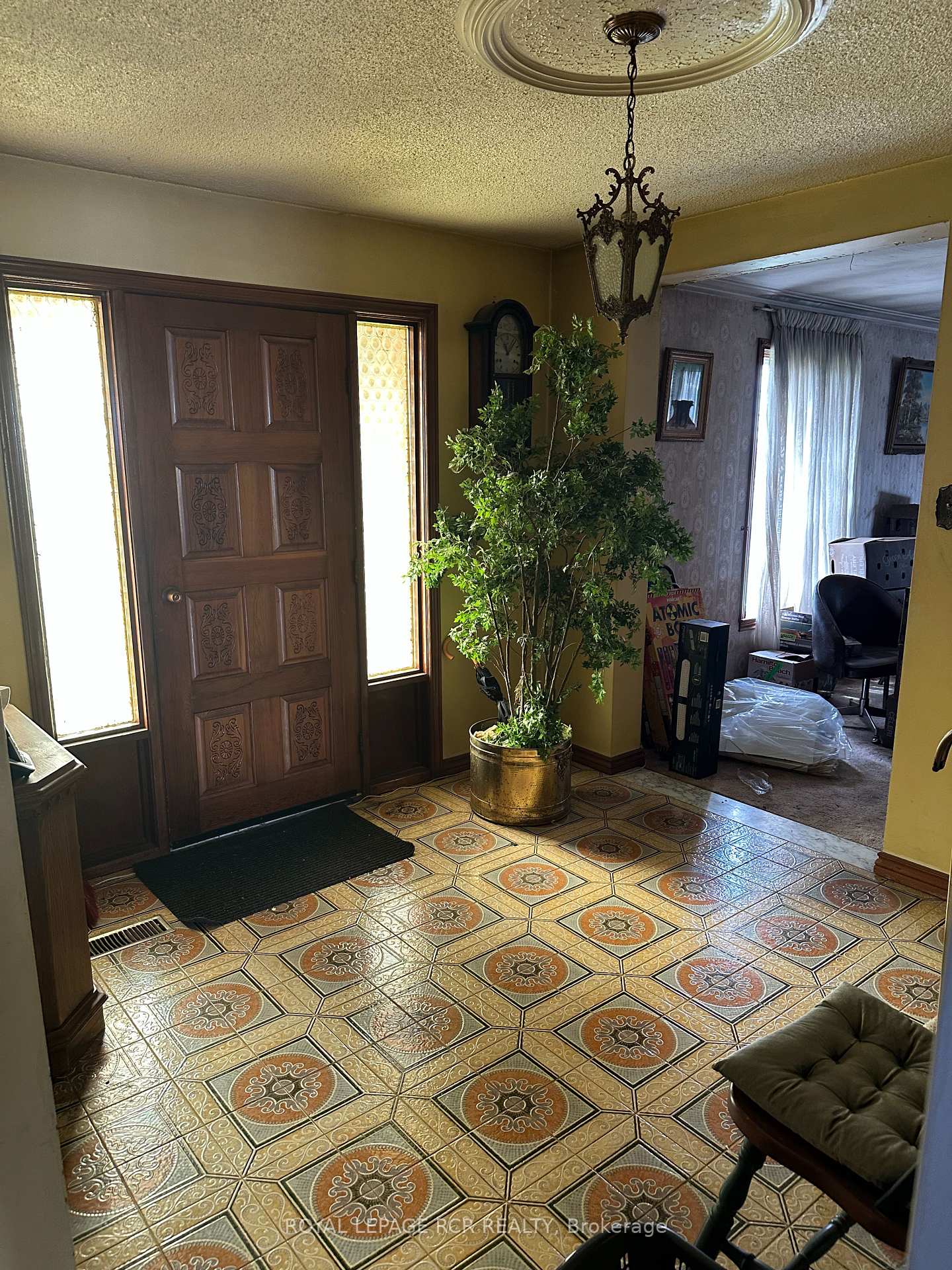 Photo 12 of 30 Aileen Avenue, King, Rural King — HOMEH