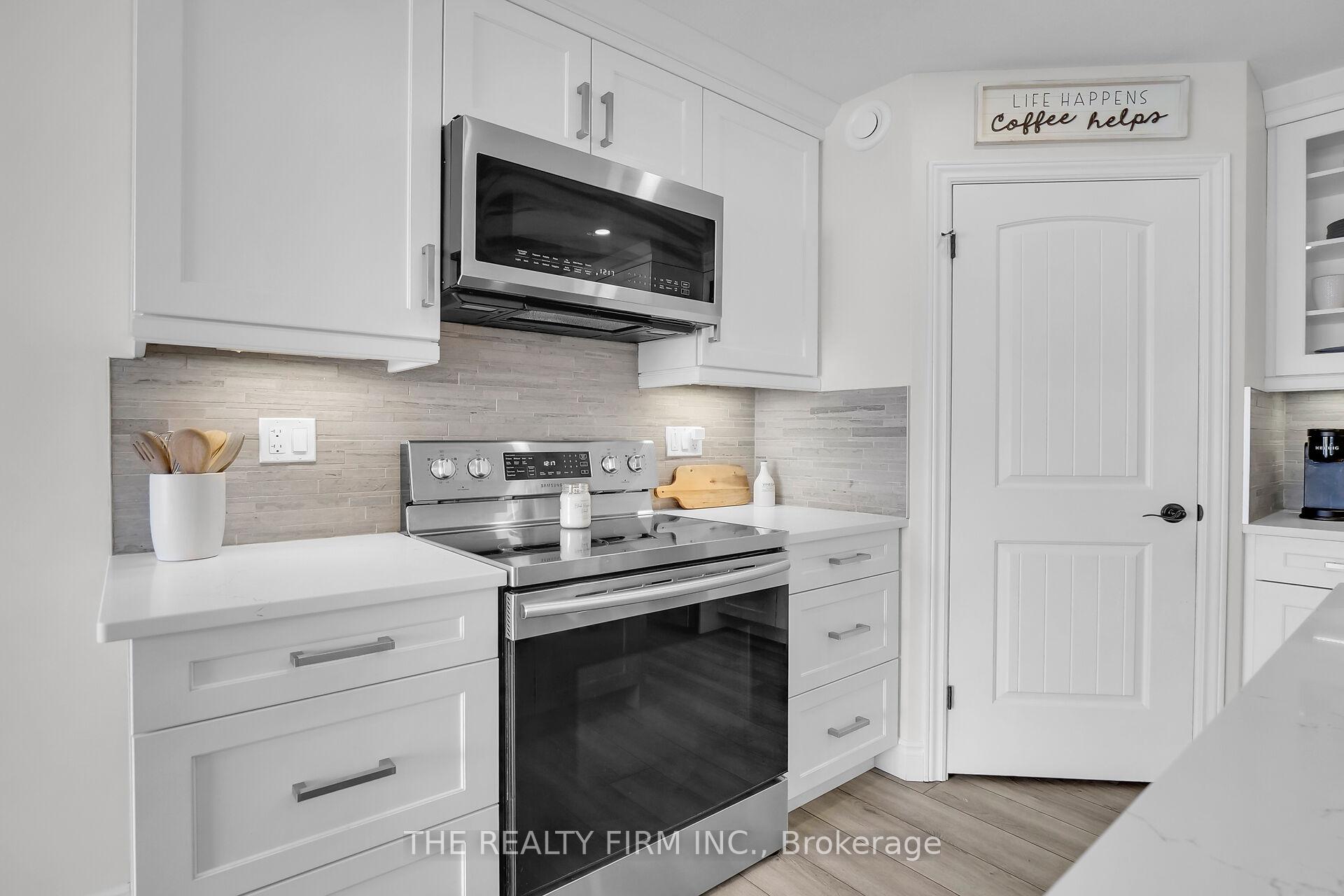 Photo 8 of 102 Gilmour Drive, Lucan Biddulph, Lucan — HOMEH