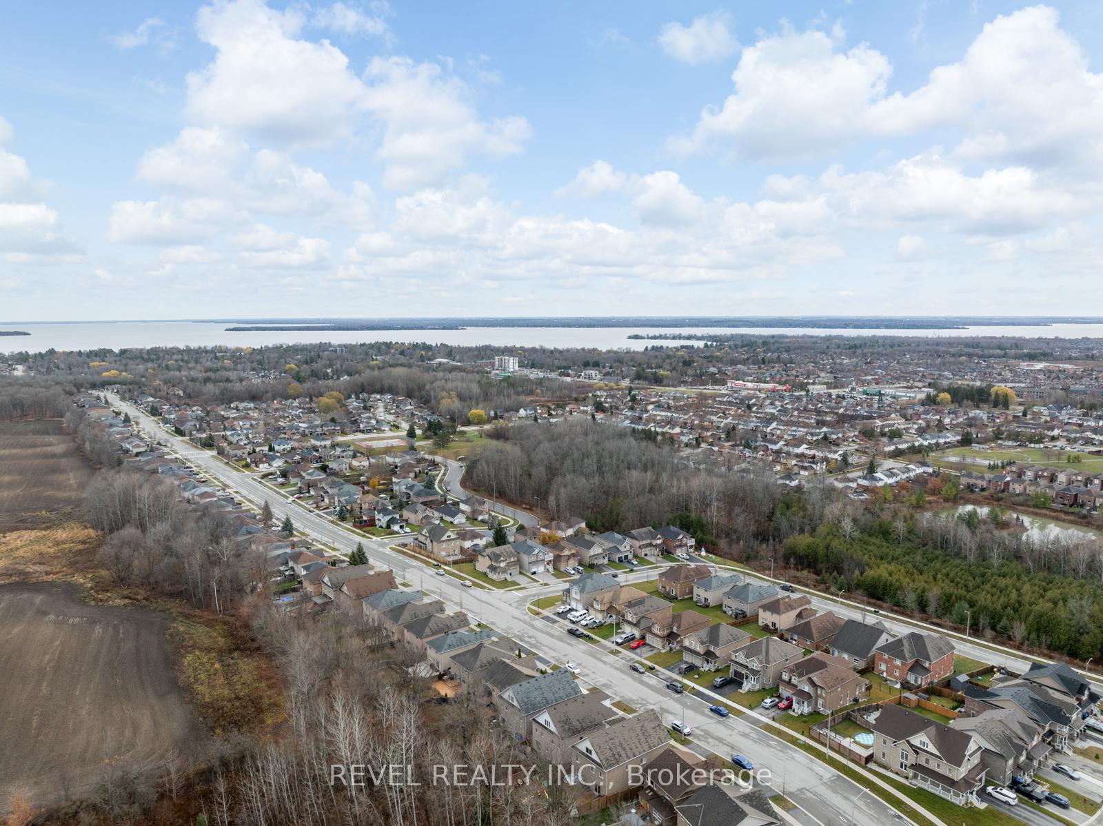 Photo 37 of 1254 Leslie Drive, Innisfil, Alcona — HOMEH