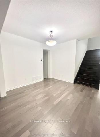 Photo 13 of 225 Forestwalk Street, Kitchener — HOMEH