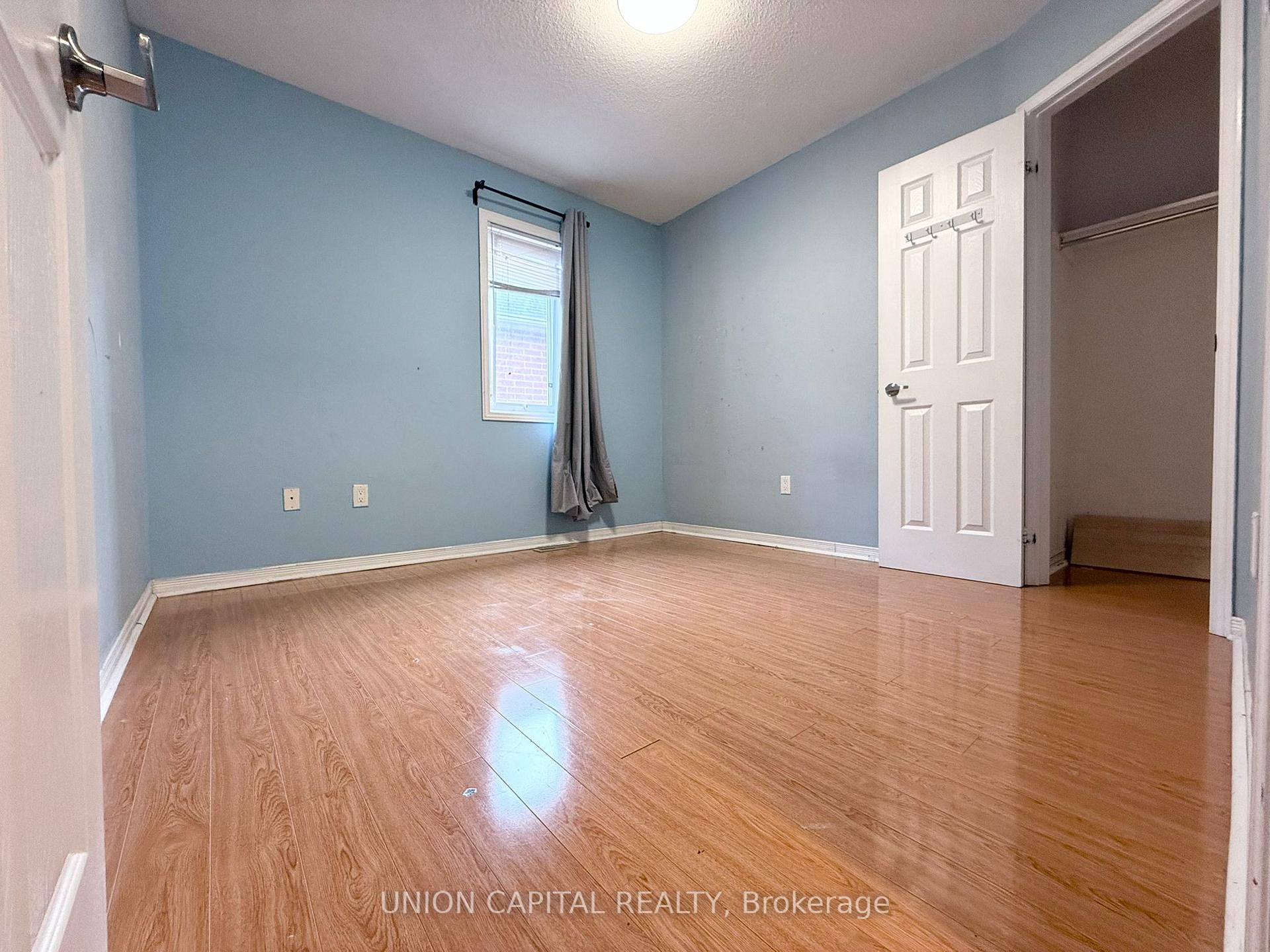 Photo 19 of 92 Guinevere Road, Markham, Cedarwood — HOMEH