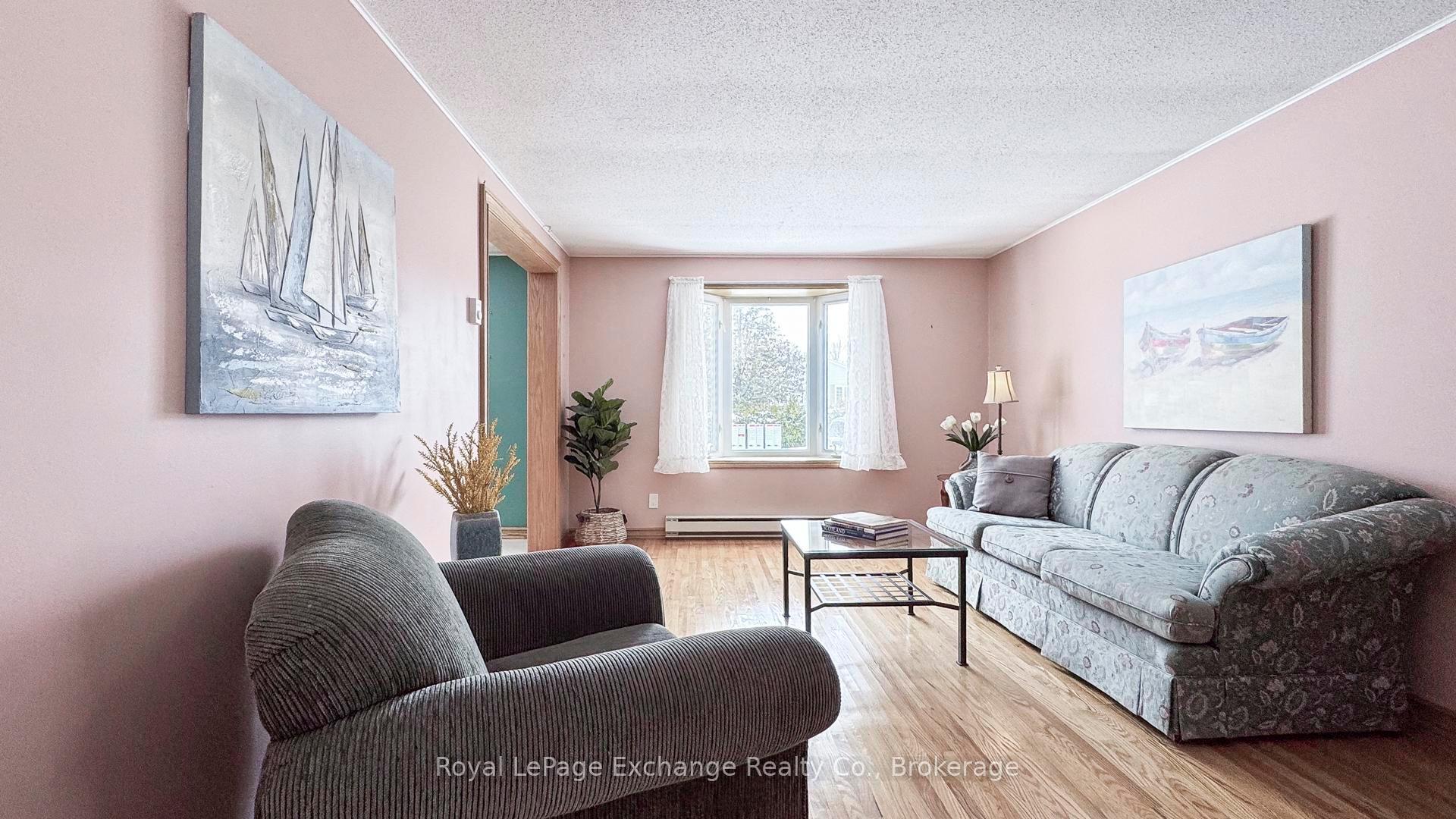 Photo 6 of 13 Inverlyn Crescent N, Kincardine — HOMEH