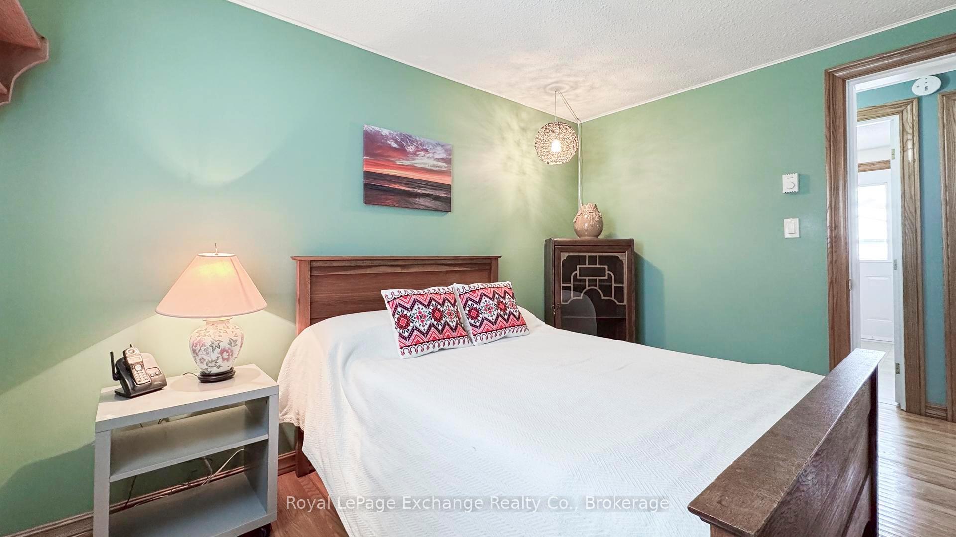 Photo 18 of 13 Inverlyn Crescent N, Kincardine — HOMEH