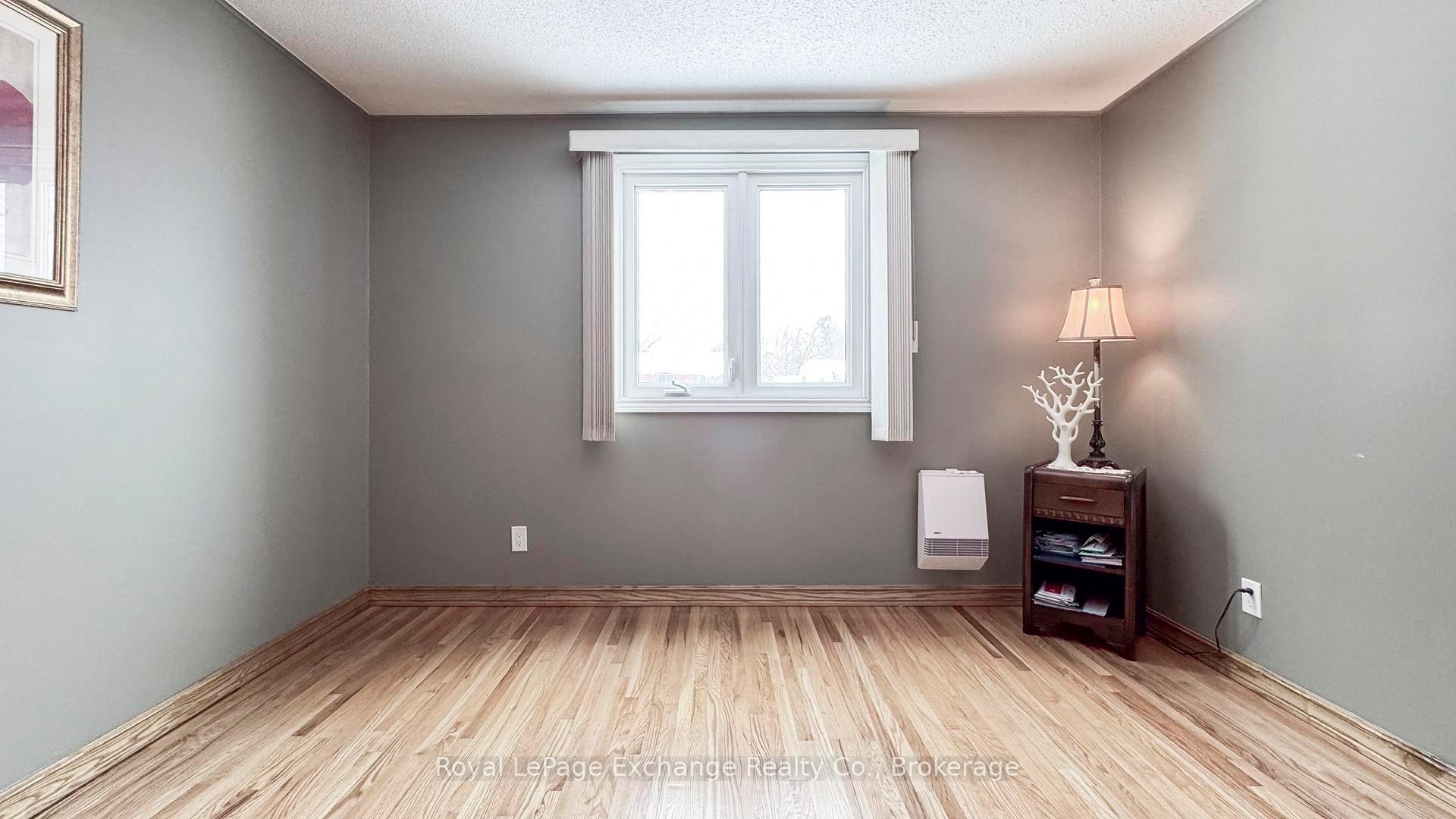 Photo 24 of 13 Inverlyn Crescent N, Kincardine — HOMEH
