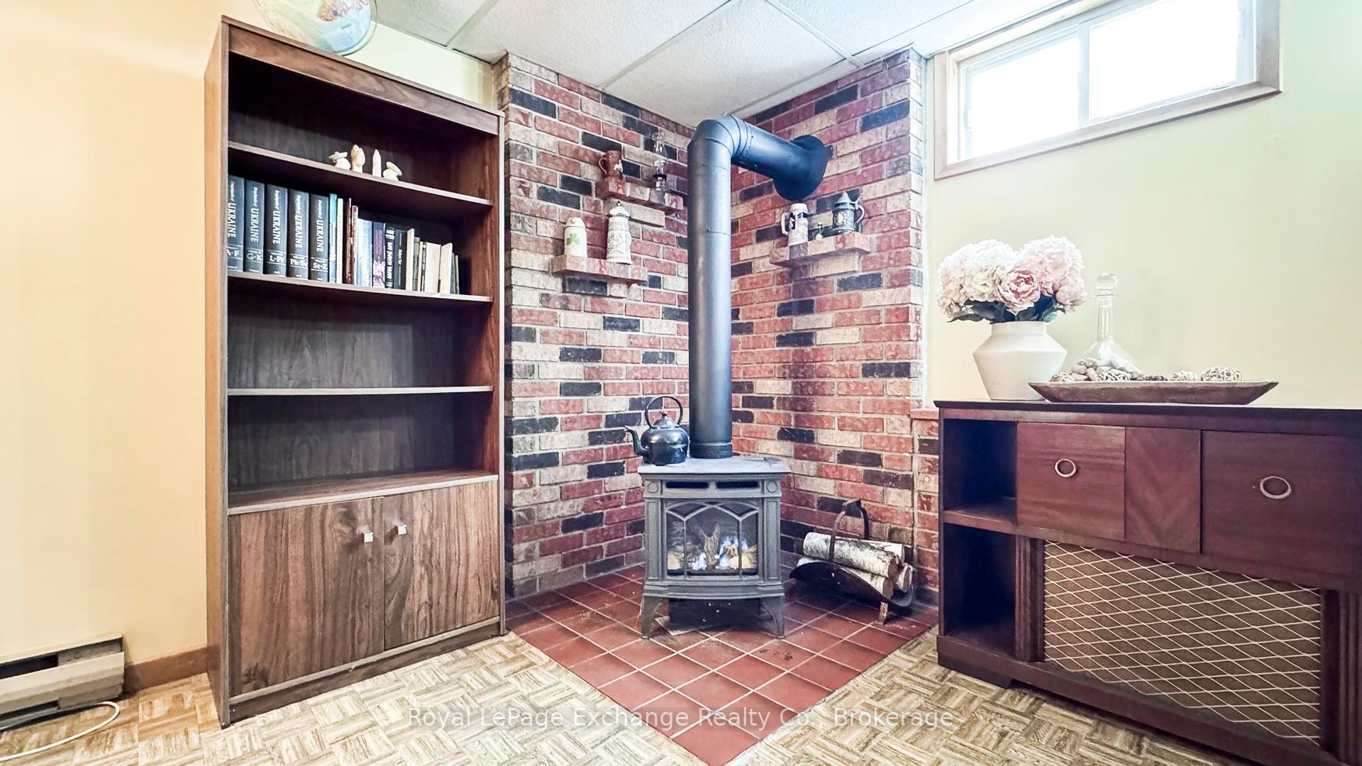Photo 31 of 13 Inverlyn Crescent N, Kincardine — HOMEH