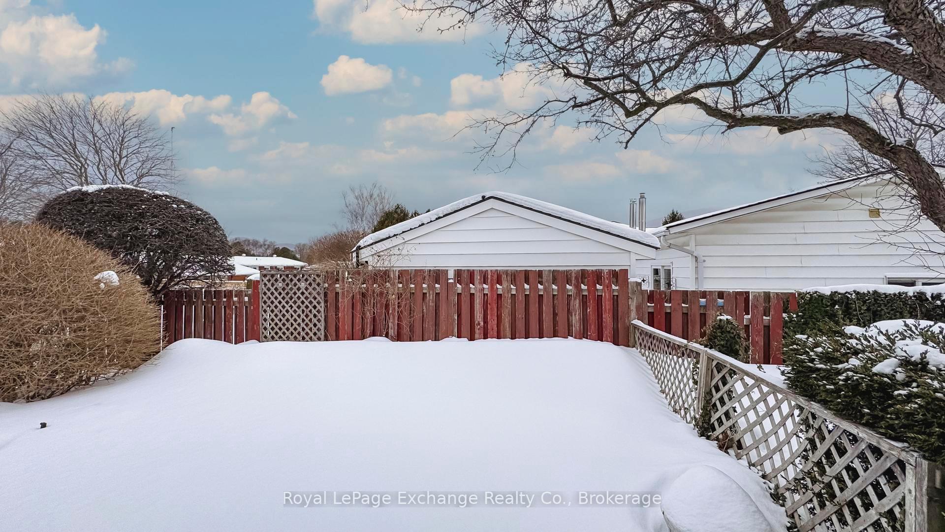 Photo 39 of 13 Inverlyn Crescent N, Kincardine — HOMEH
