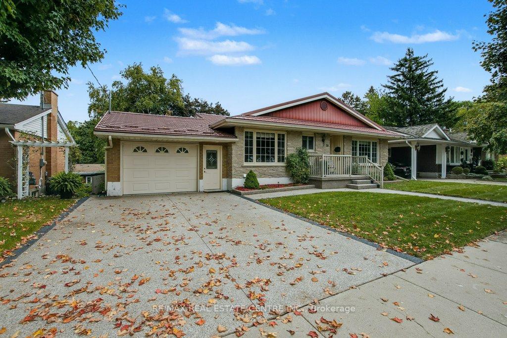 Photo 1 of 28 Meadow Crescent, Kitchener — HOMEH