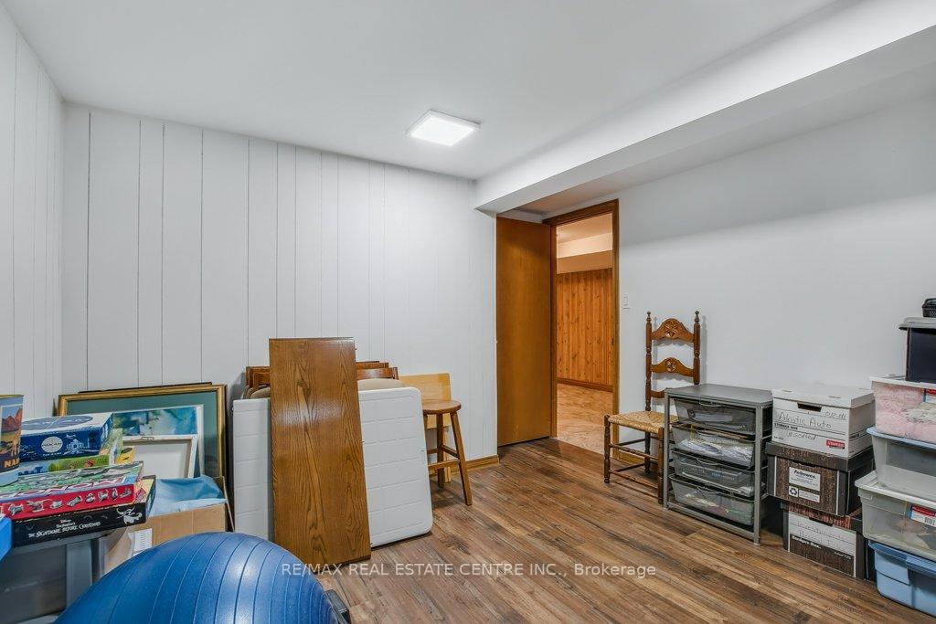 Photo 26 of 28 Meadow Crescent, Kitchener — HOMEH