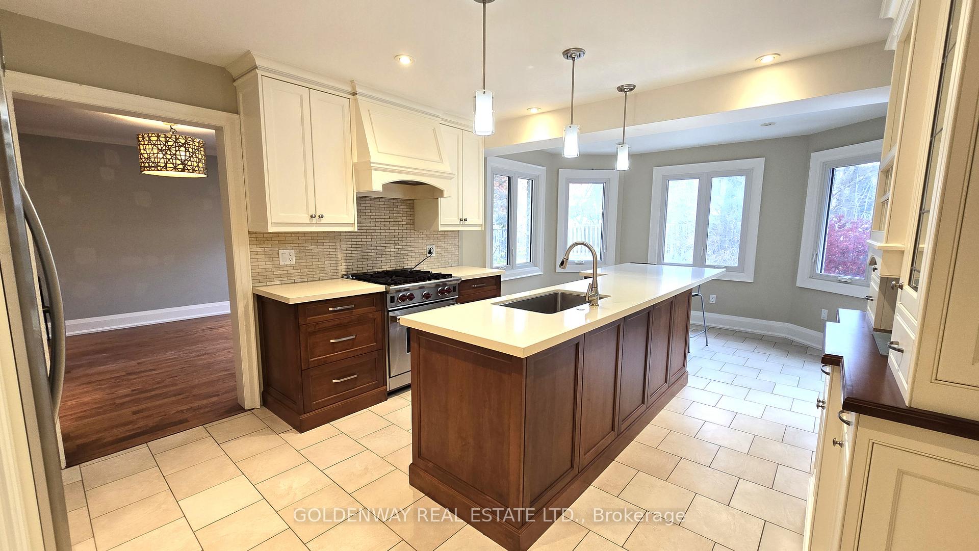 Photo 9 of 85 Normandale Road, Markham, Unionville — HOMEH
