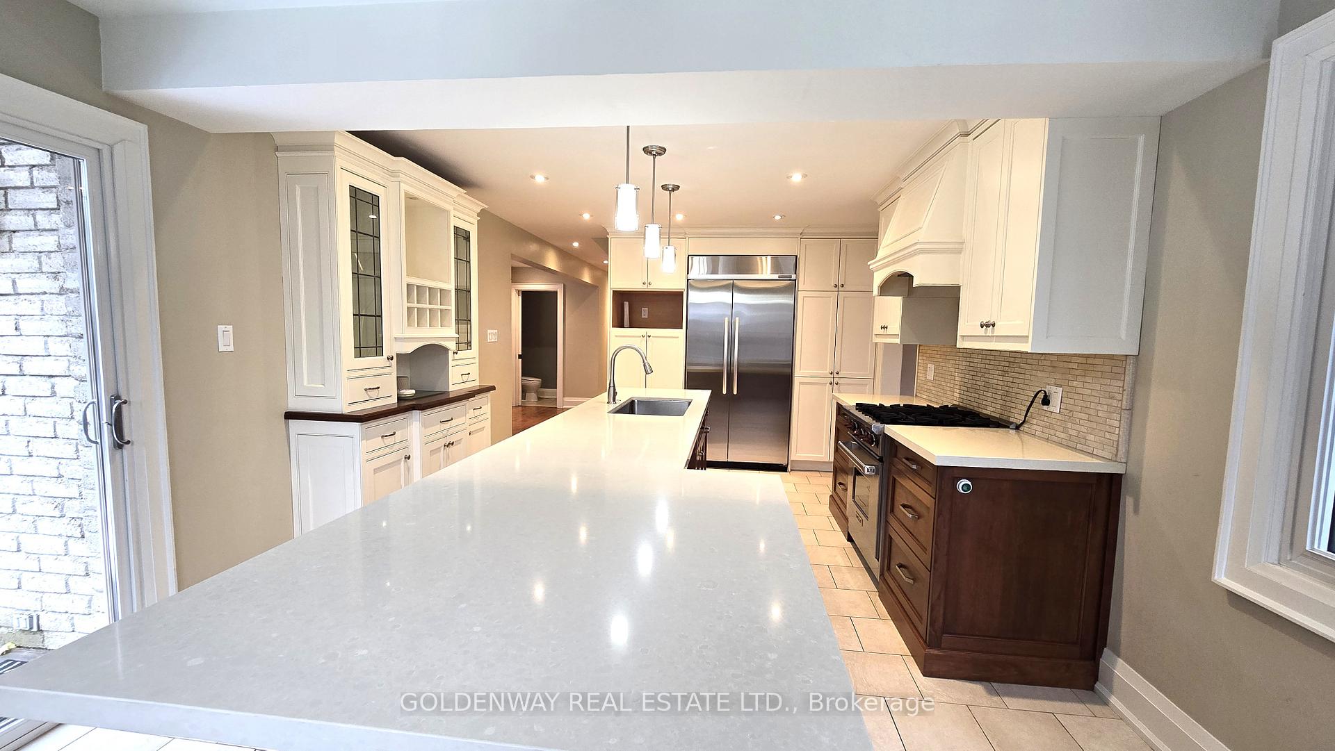 Photo 10 of 85 Normandale Road, Markham, Unionville — HOMEH