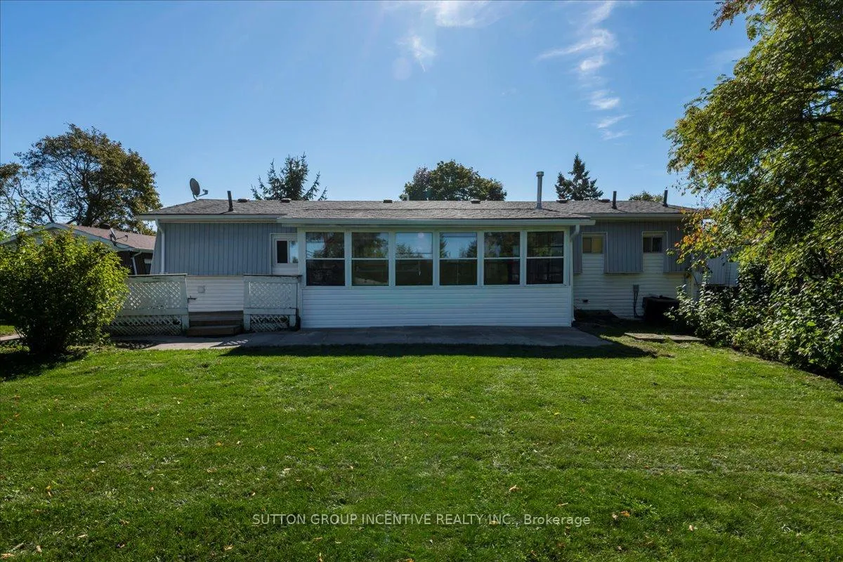 Photo 26 of 10 Mimosa Crescent, Innisfil, Rural Innisfil — HOMEH