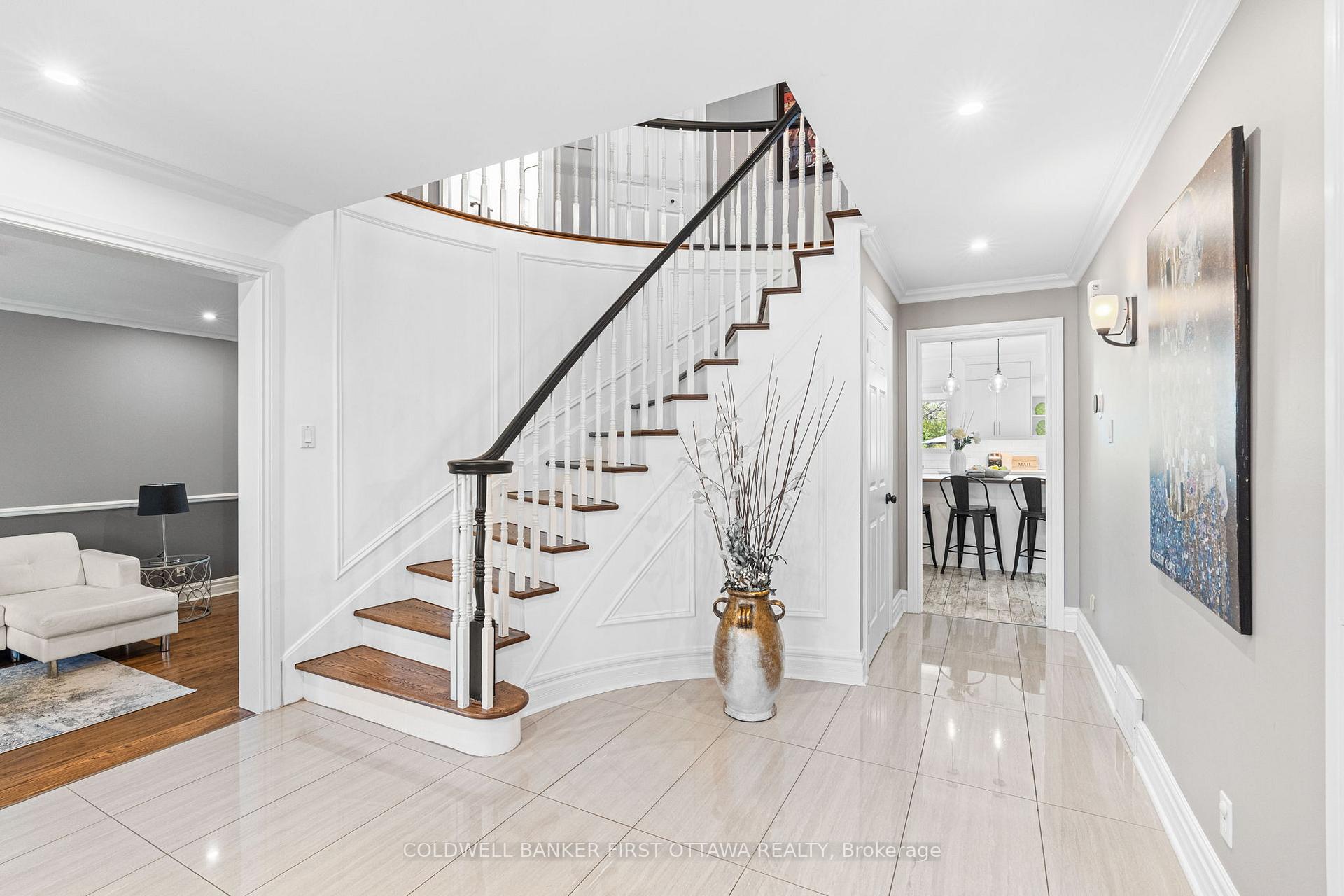 Photo 6 of 1379 Potter Drive, Ottawa, Manotick Village & Manotick Estates — HOMEH