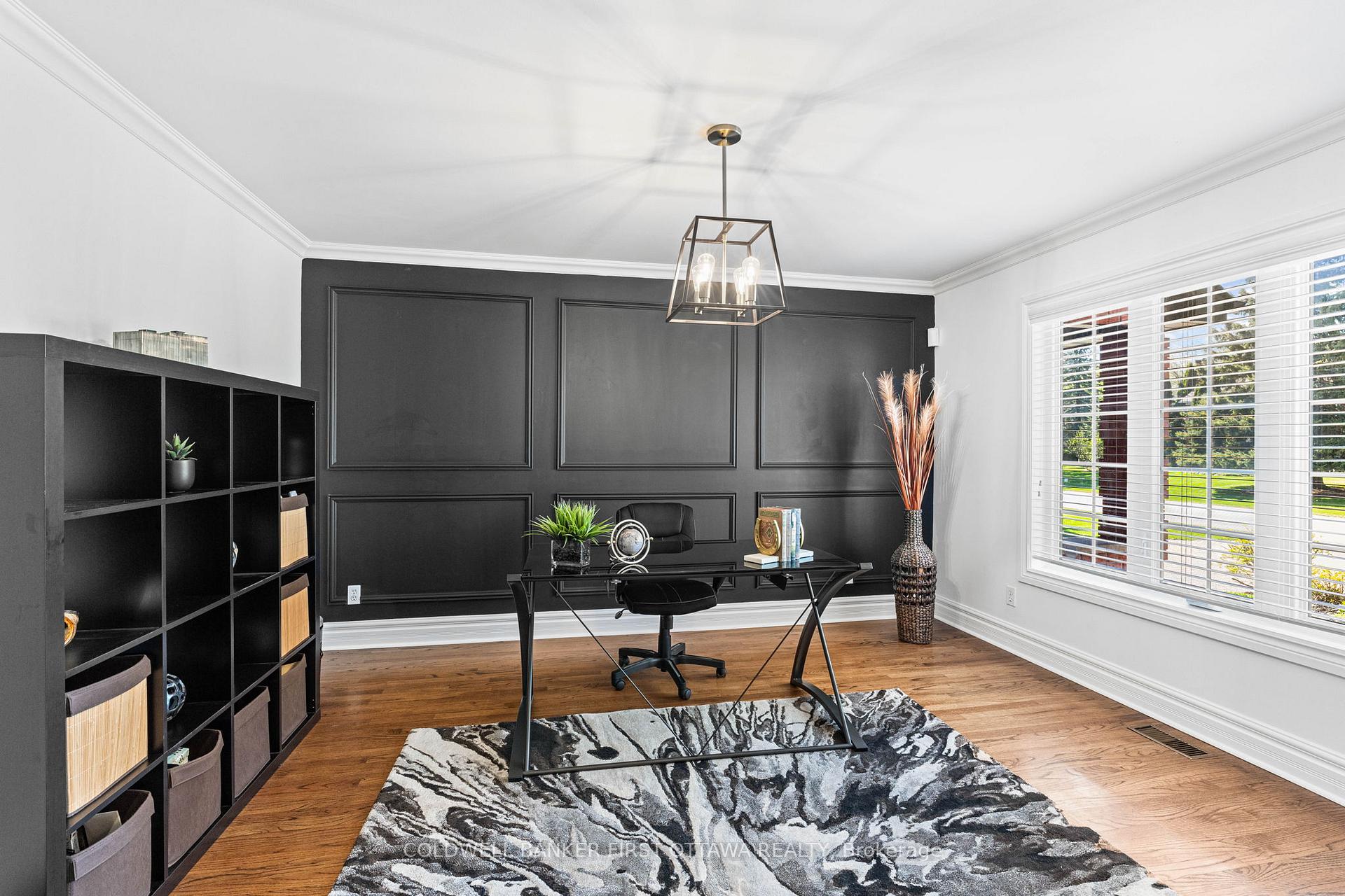 Photo 8 of 1379 Potter Drive, Ottawa, Manotick Village & Manotick Estates — HOMEH