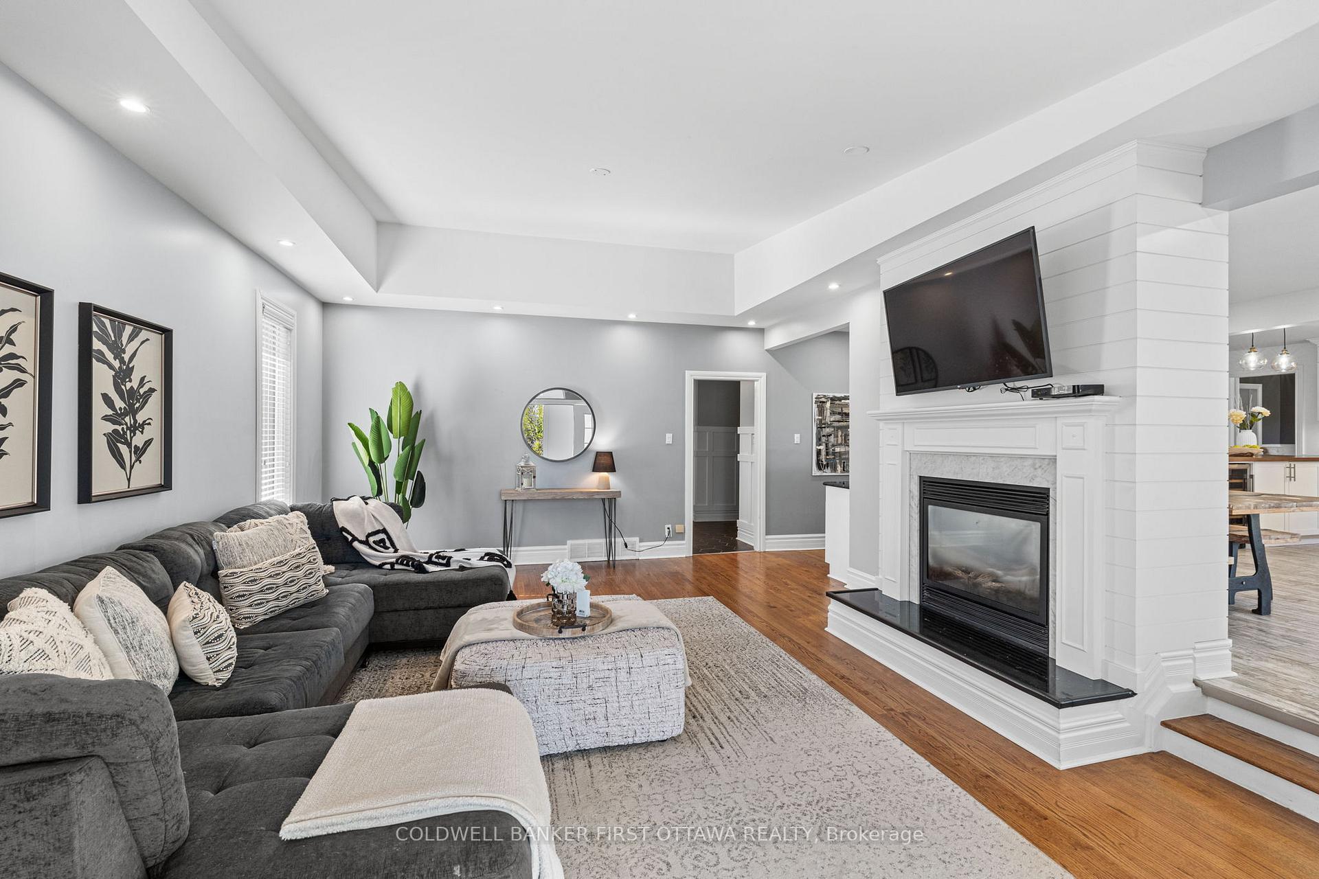 Photo 19 of 1379 Potter Drive, Ottawa, Manotick Village & Manotick Estates — HOMEH