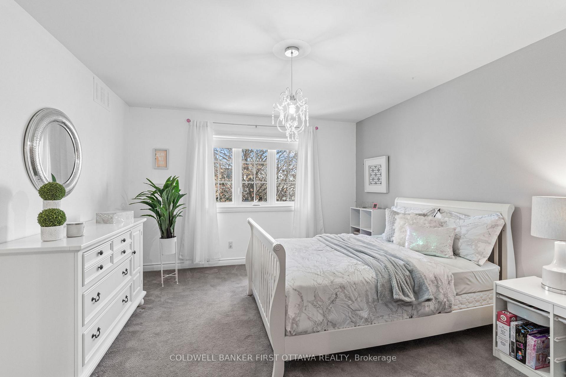 Photo 31 of 1379 Potter Drive, Ottawa, Manotick Village & Manotick Estates — HOMEH