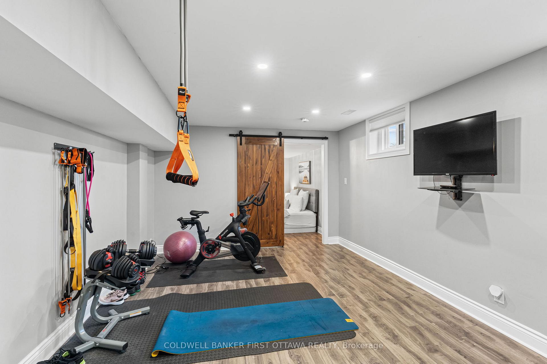 Photo 36 of 1379 Potter Drive, Ottawa, Manotick Village & Manotick Estates — HOMEH