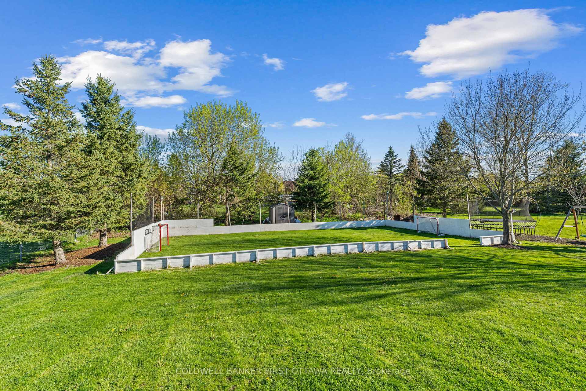 Photo 43 of 1379 Potter Drive, Ottawa, Manotick Village & Manotick Estates — HOMEH