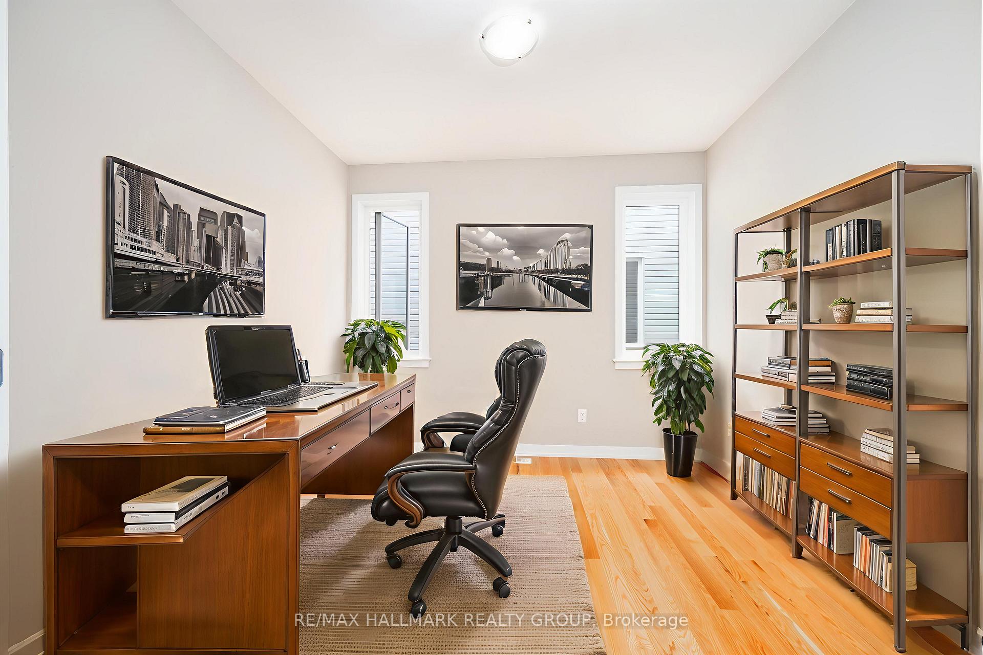 Photo 3 of 238 Condado Crescent, Ottawa, Kanata - Emerald Meadows/Trailwest — HOMEH