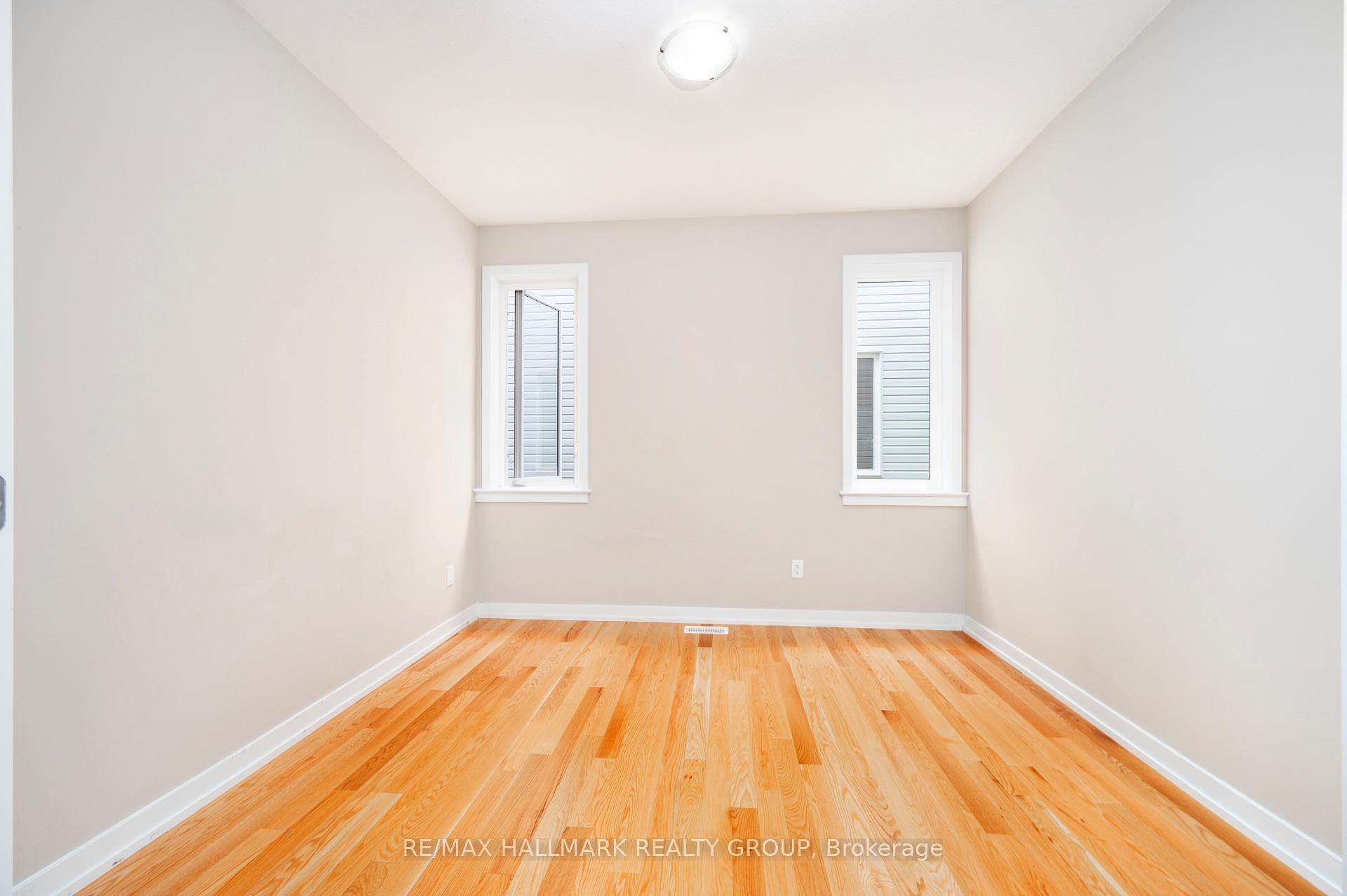 Photo 4 of 238 Condado Crescent, Ottawa, Kanata - Emerald Meadows/Trailwest — HOMEH