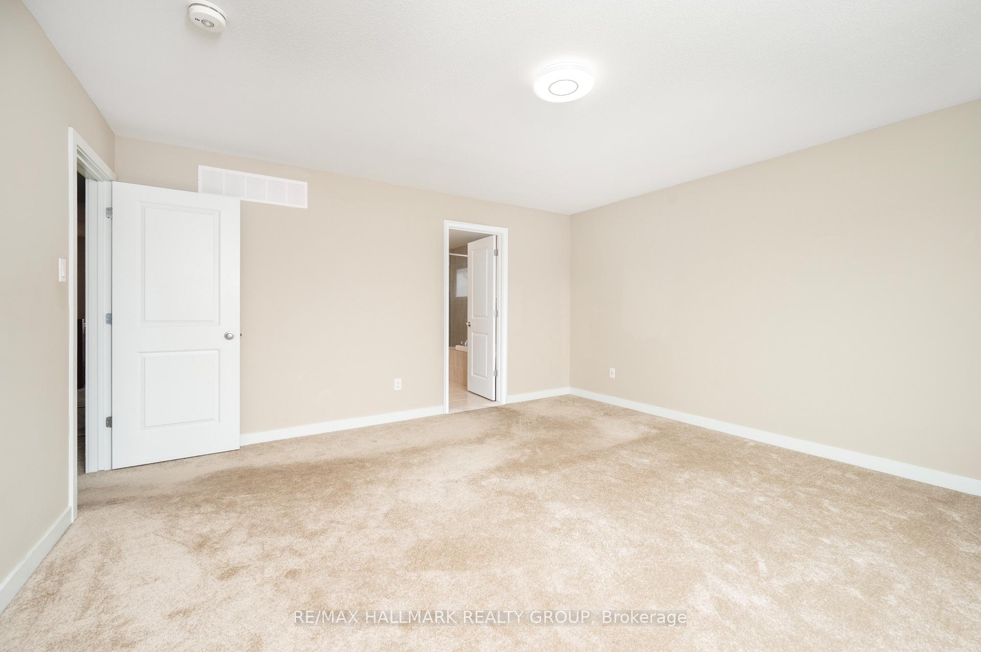 Photo 21 of 238 Condado Crescent, Ottawa, Kanata - Emerald Meadows/Trailwest — HOMEH