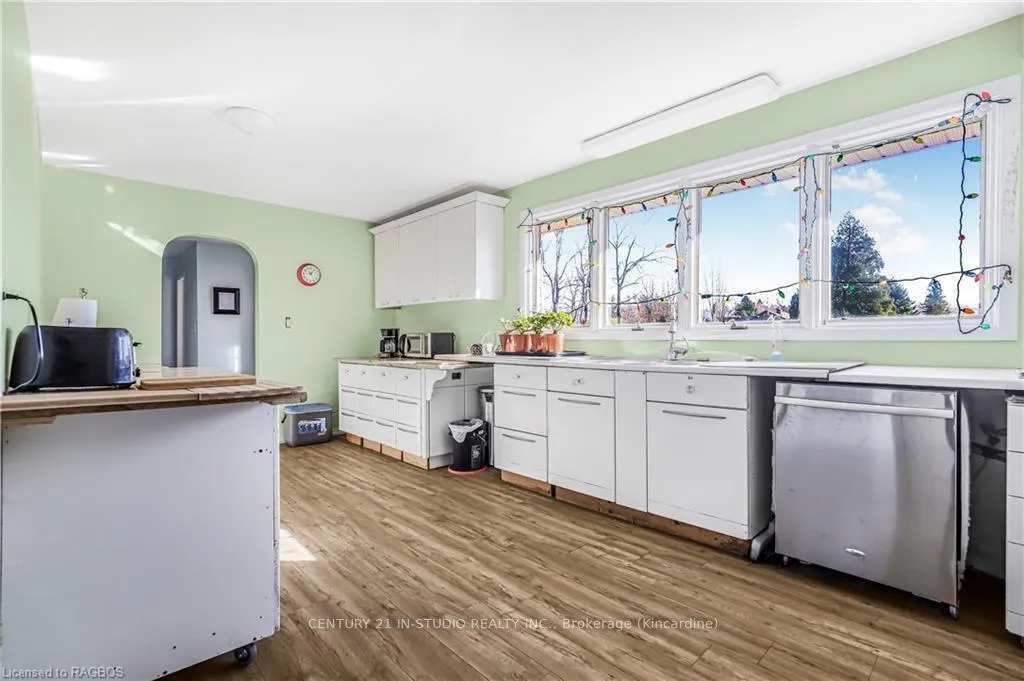 Photo 24 of 1020 West Street, Kincardine — HOMEH