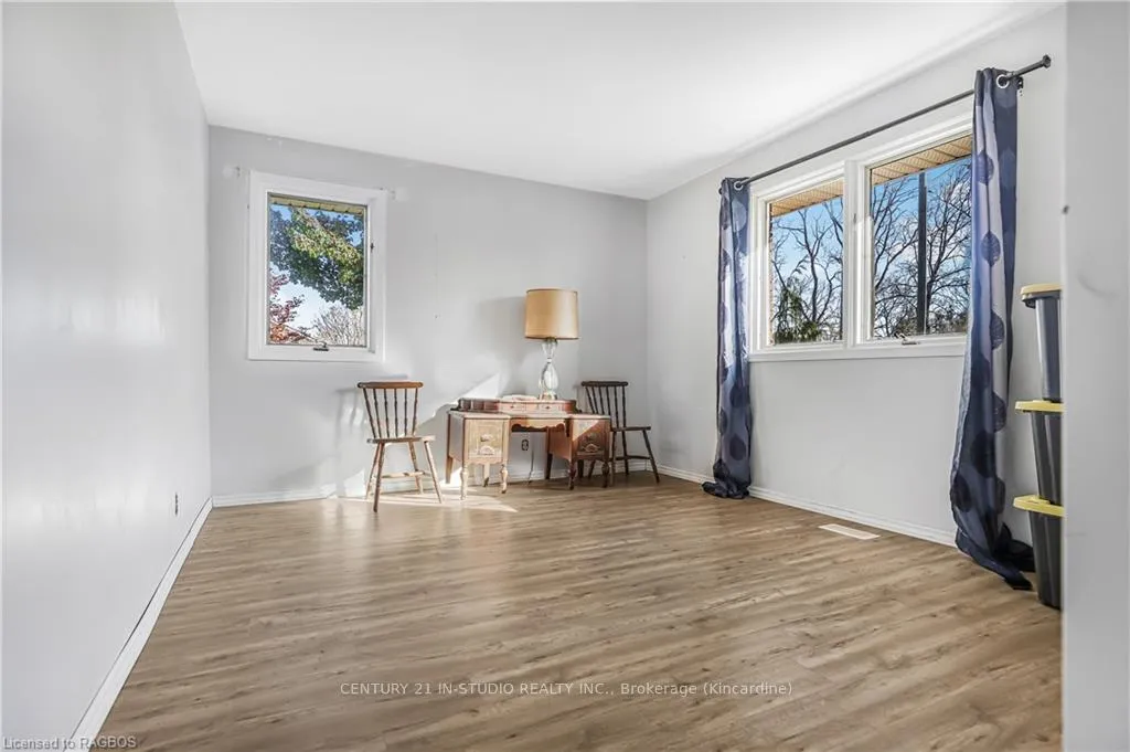 Photo 25 of 1020 West Street, Kincardine — HOMEH