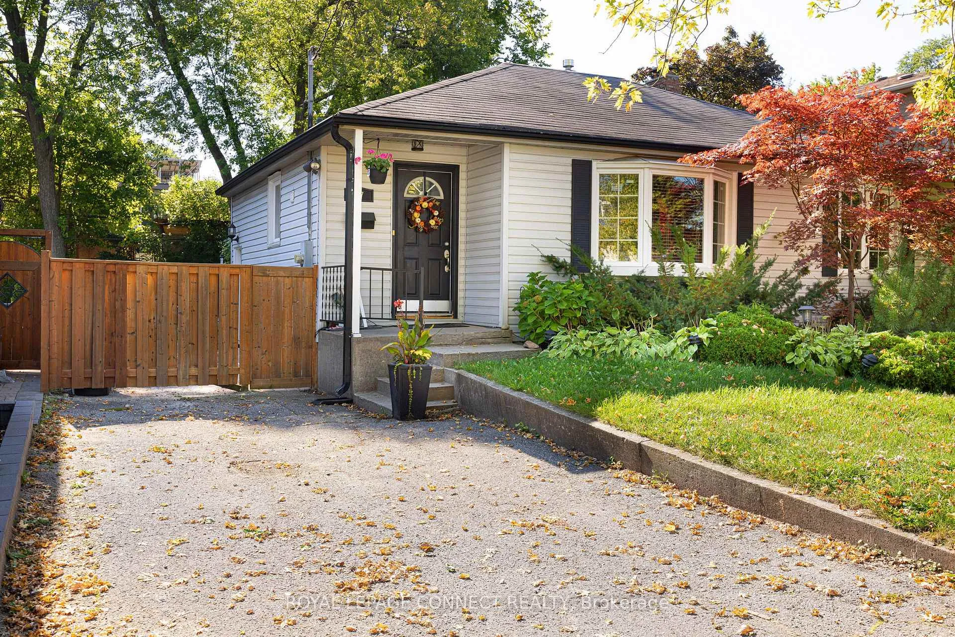 Front of Unit Bsmt, 77 Highland Park Boulevard