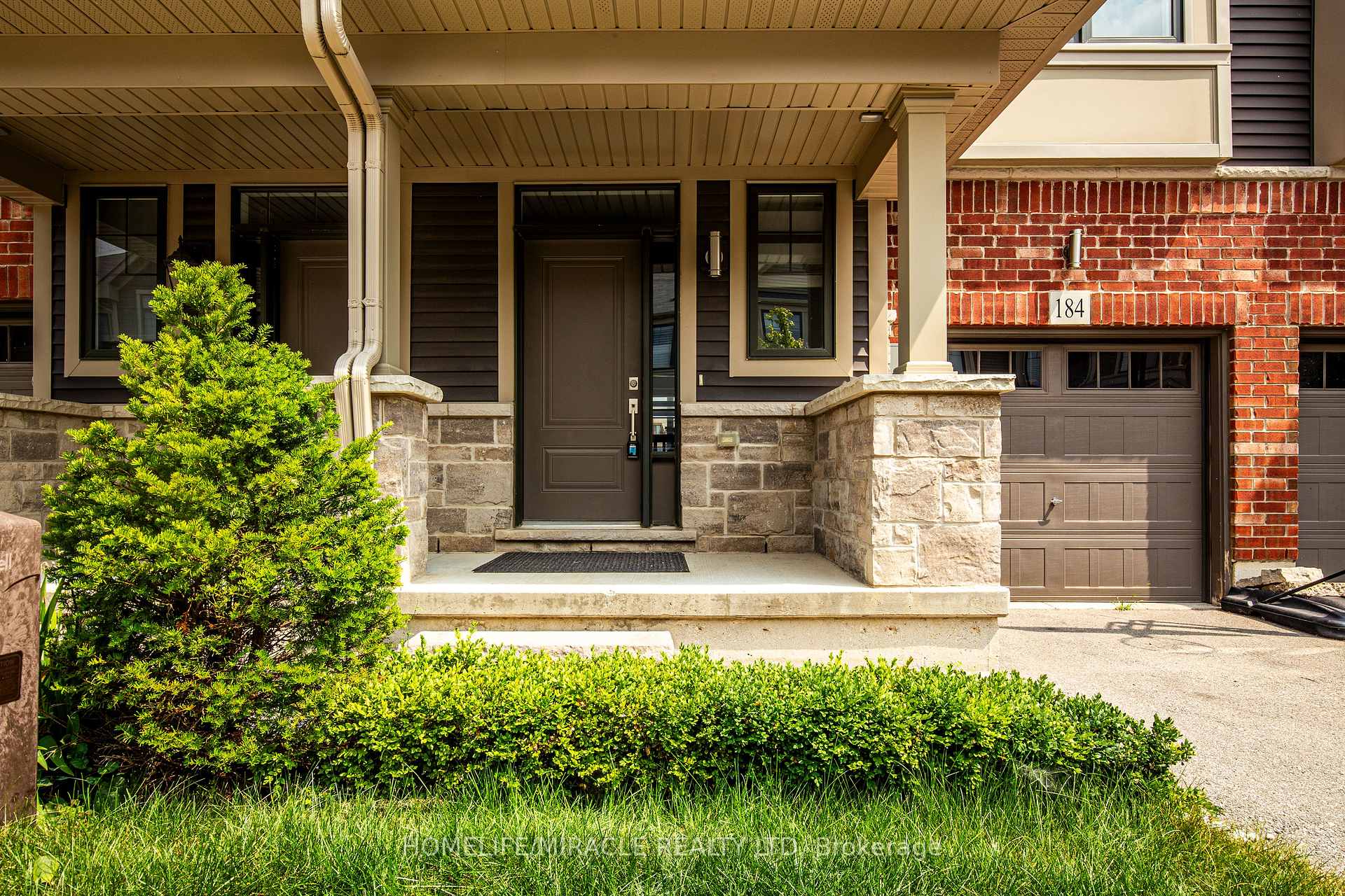 Photo 3 of Unit 184, 1890 Rymal Road E, Hamilton, Hannon — HOMEH