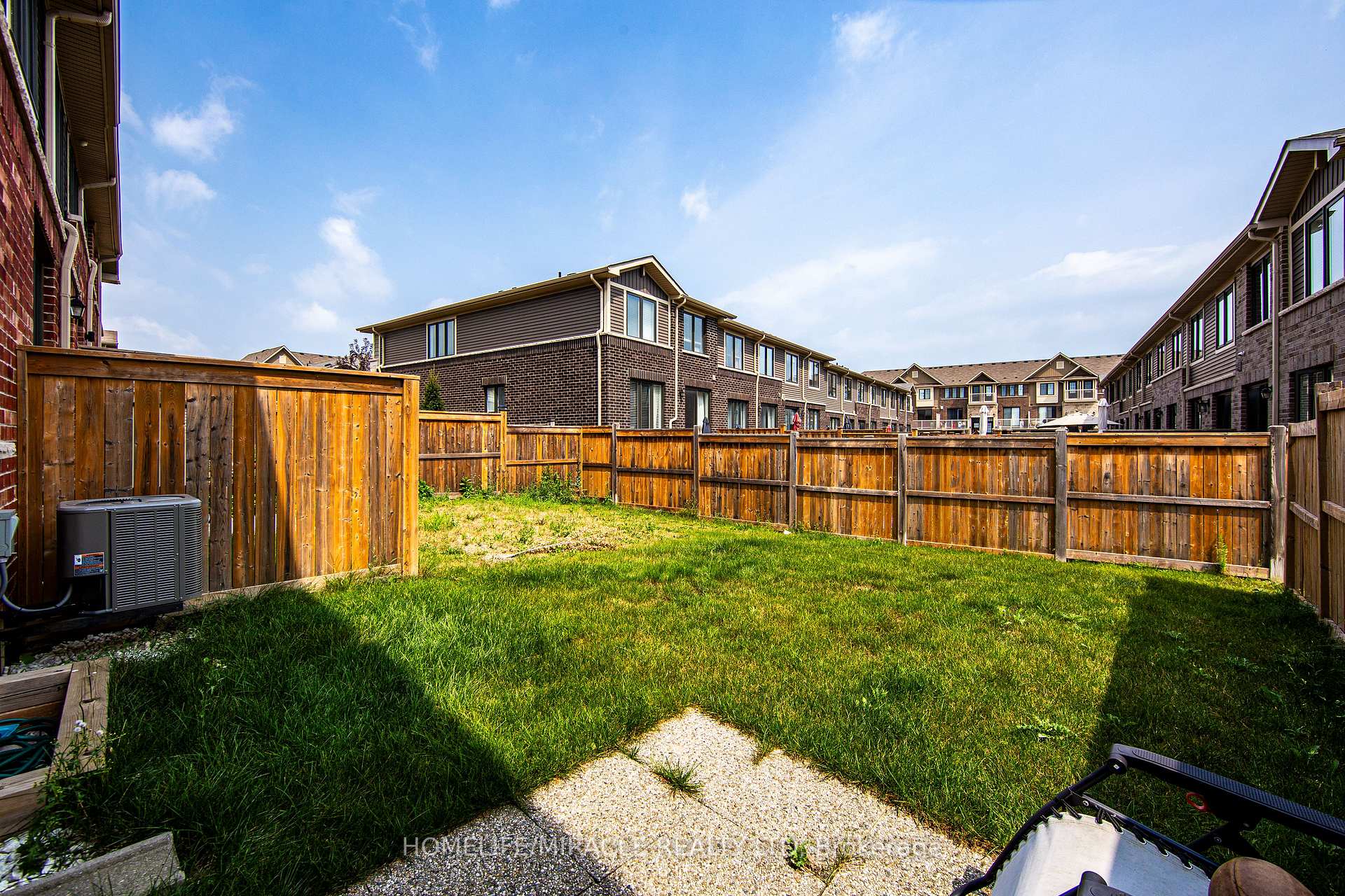 Photo 5 of Unit 184, 1890 Rymal Road E, Hamilton, Hannon — HOMEH