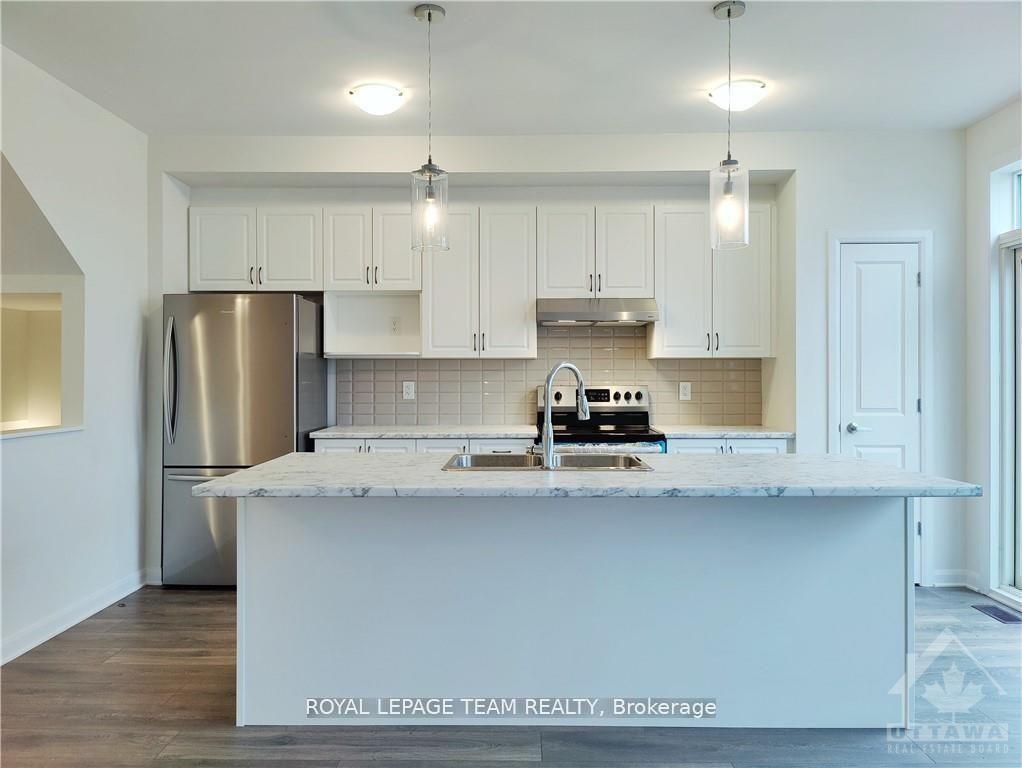 Photo 7 of 1003 Speedvale Court, Ottawa, Kanata - Kanata Lakes/Heritage Hills — HOMEH